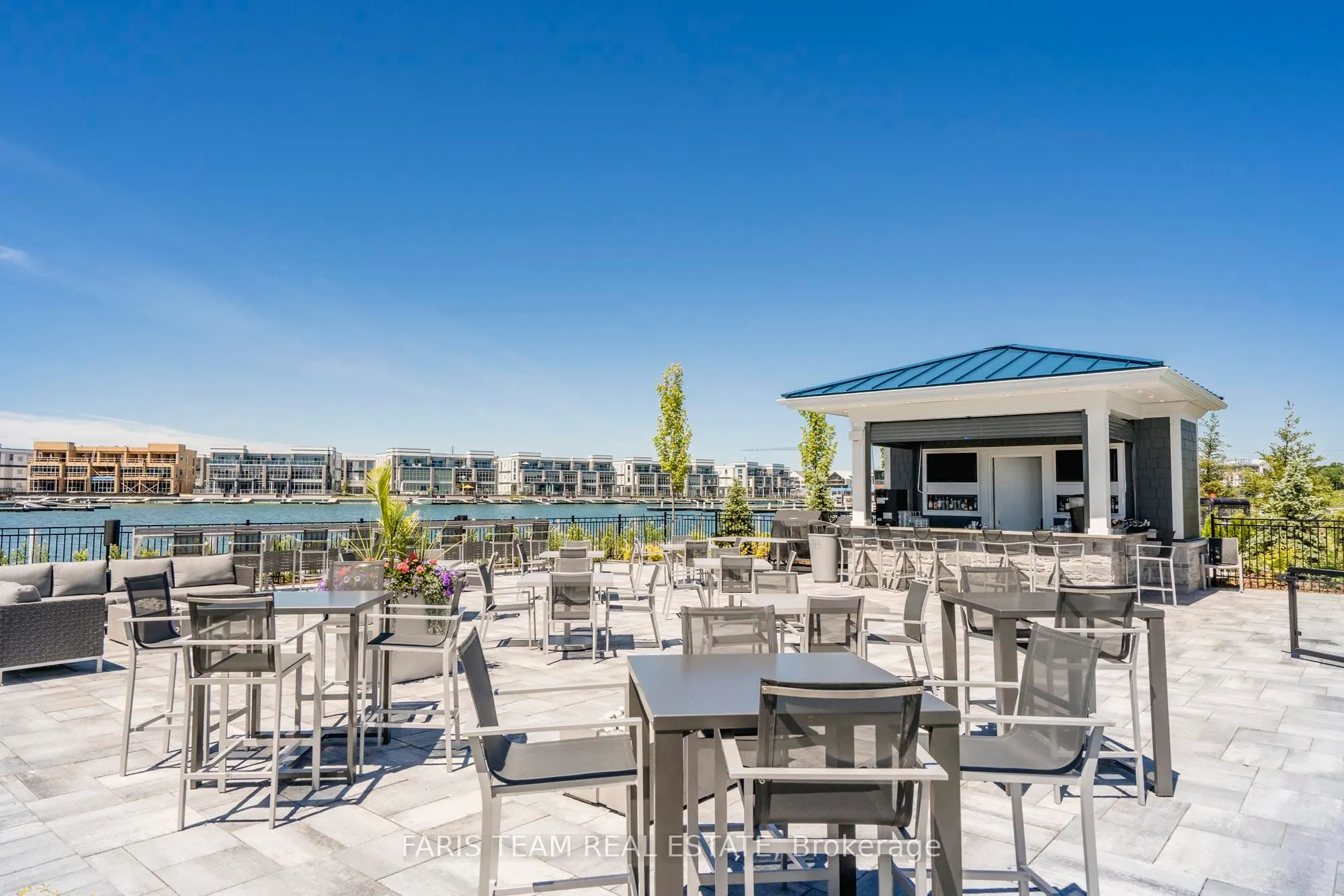 241 Sea Ray Avenue, #305