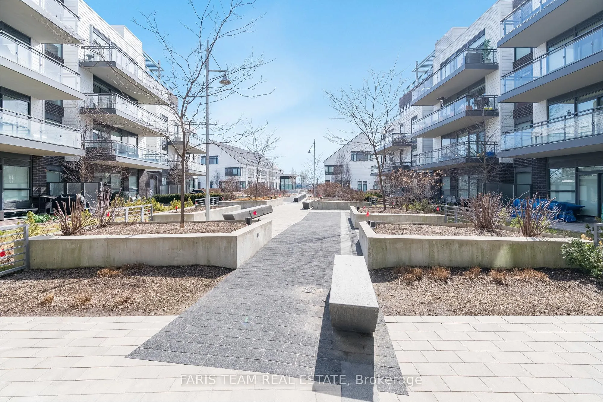 241 Sea Ray Avenue, #305
