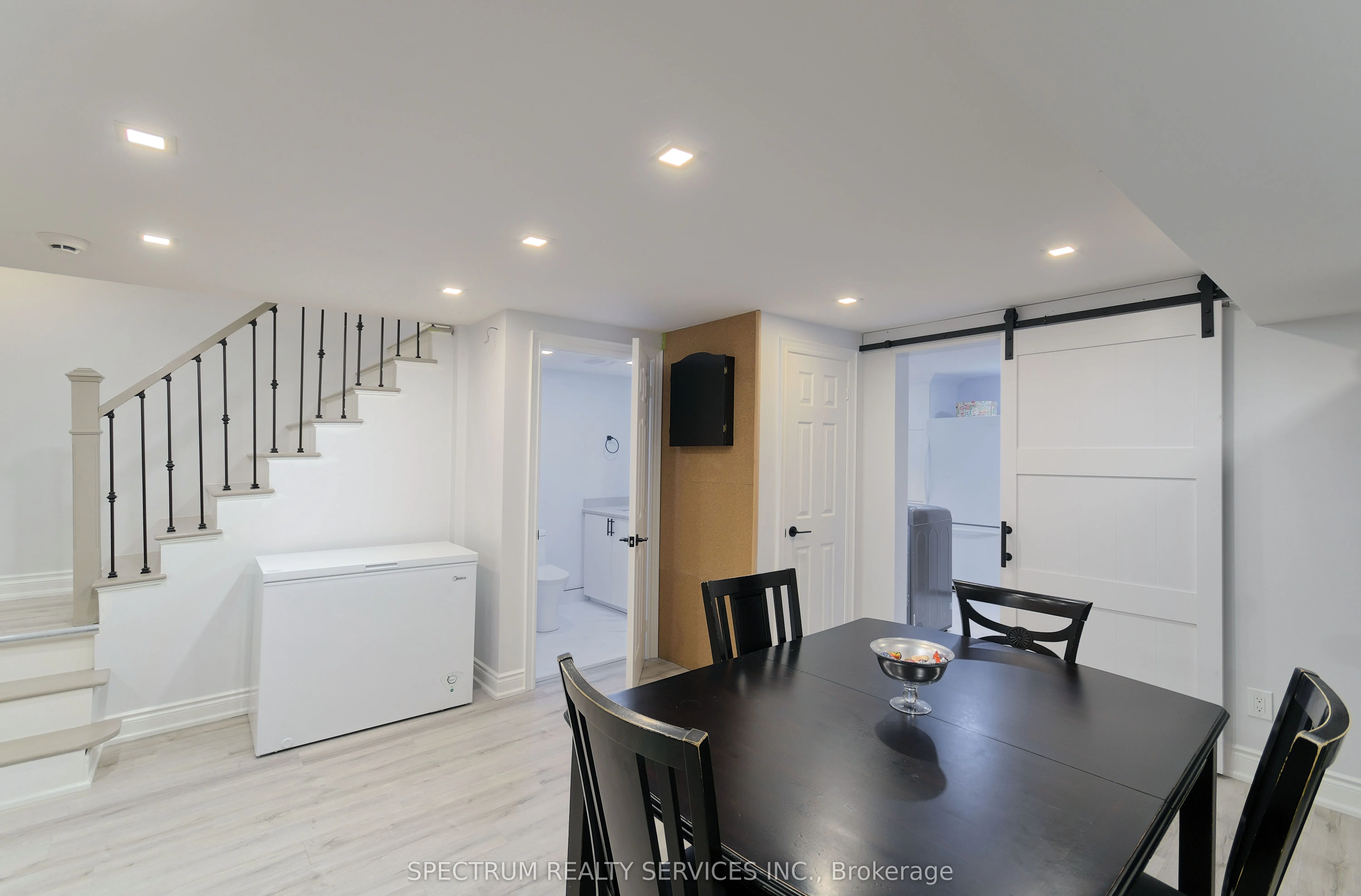 66 Decoroso Drive