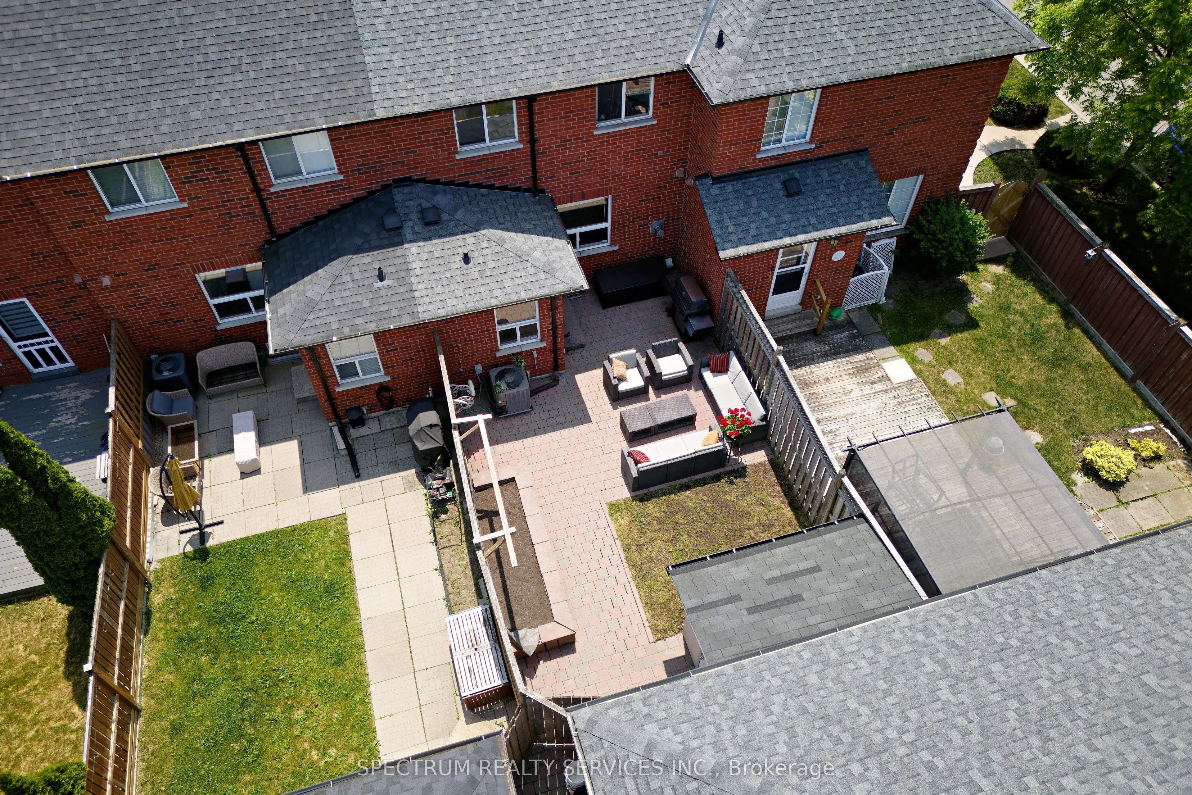 66 Decoroso Drive