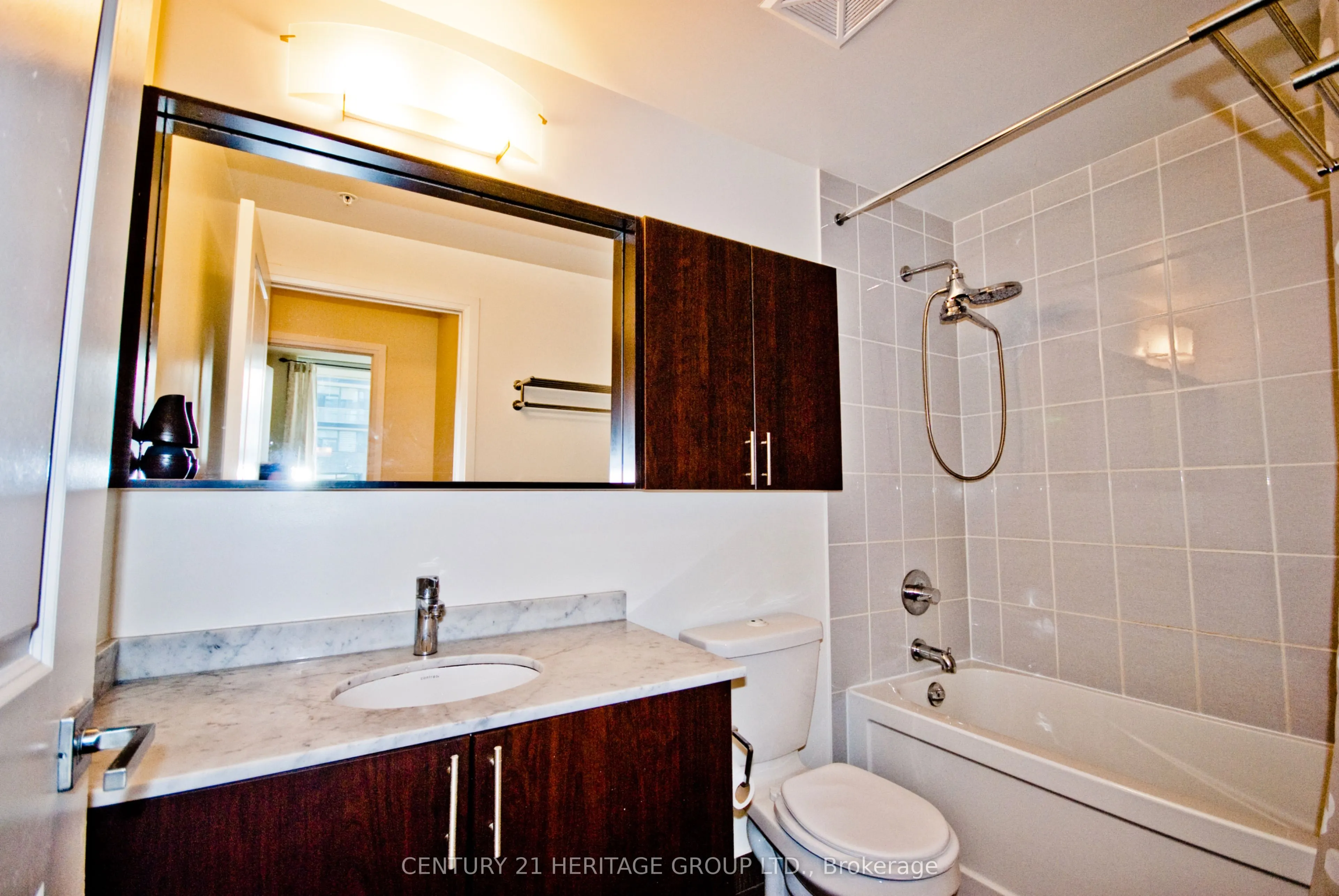 85 North Park Road, #209