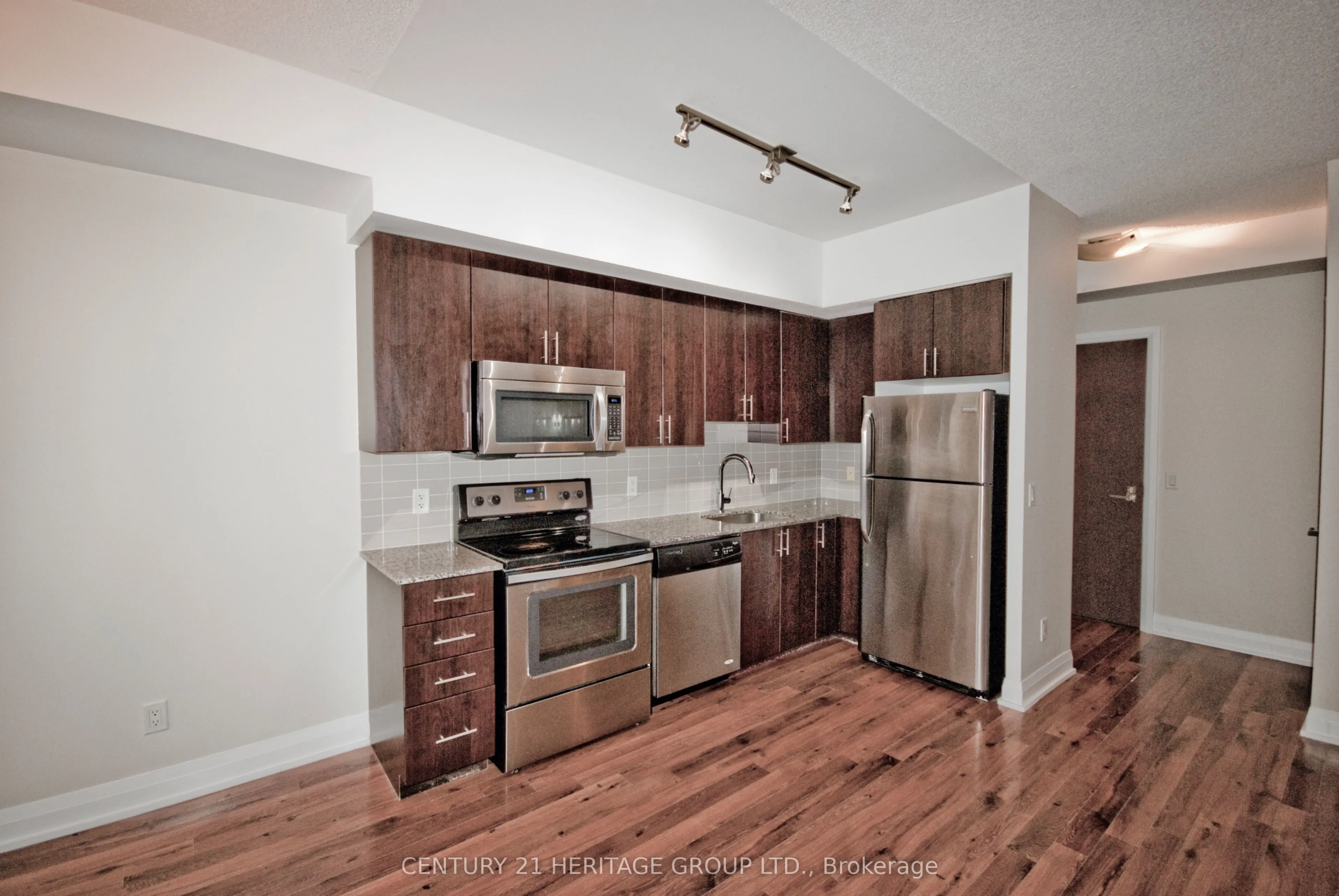 85 North Park Road, #209