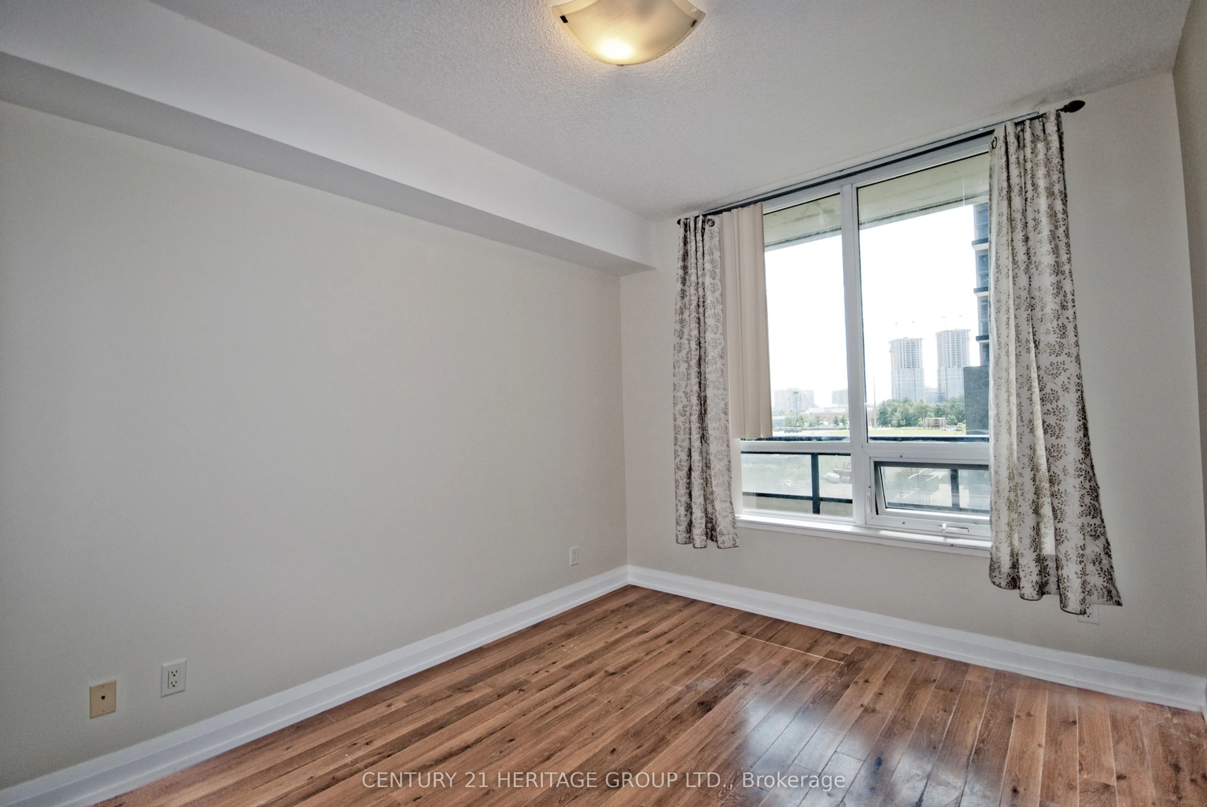 85 North Park Road, #209