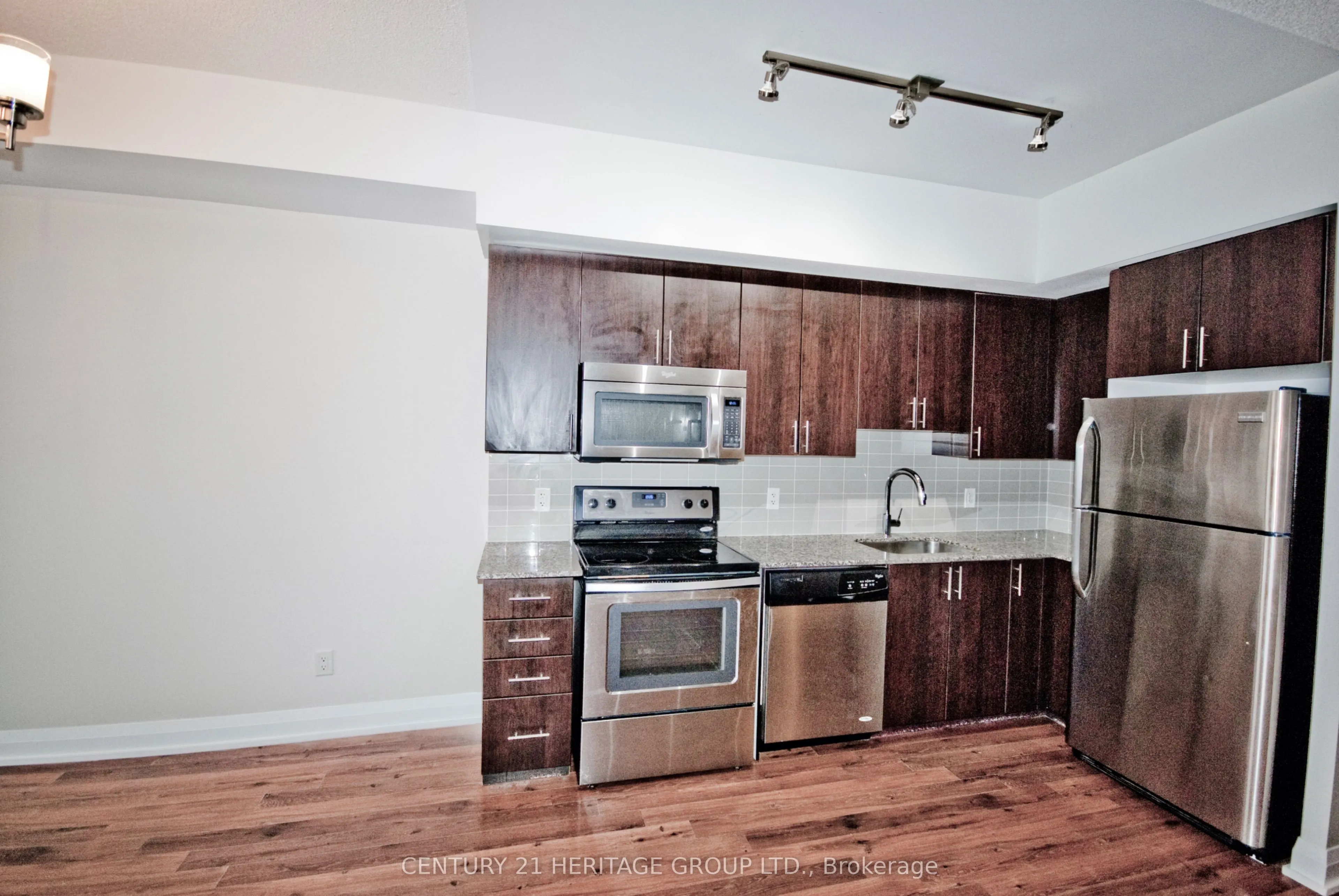 85 North Park Road, #209