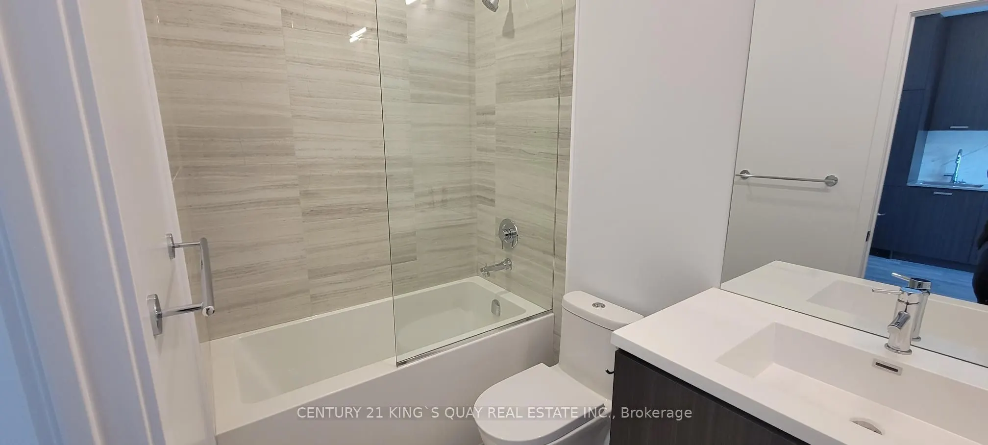 38 Honeycrisp Crescent, #101