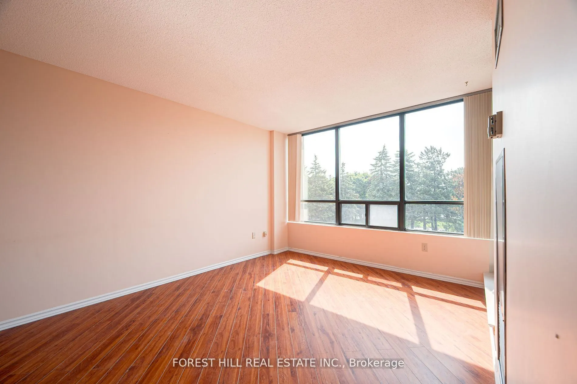 7440 Bathurst Street, #308