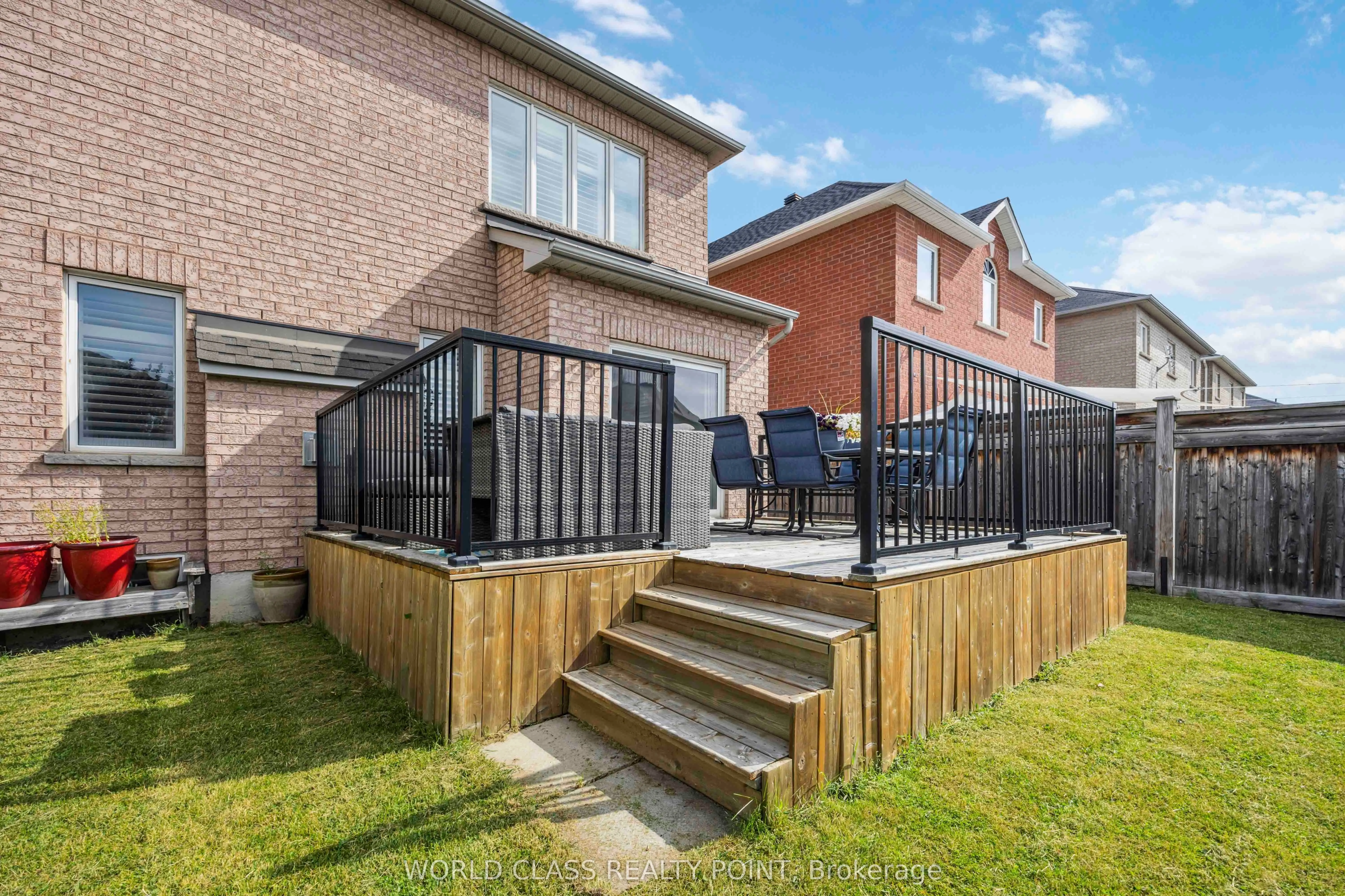 131 Lormel Gate