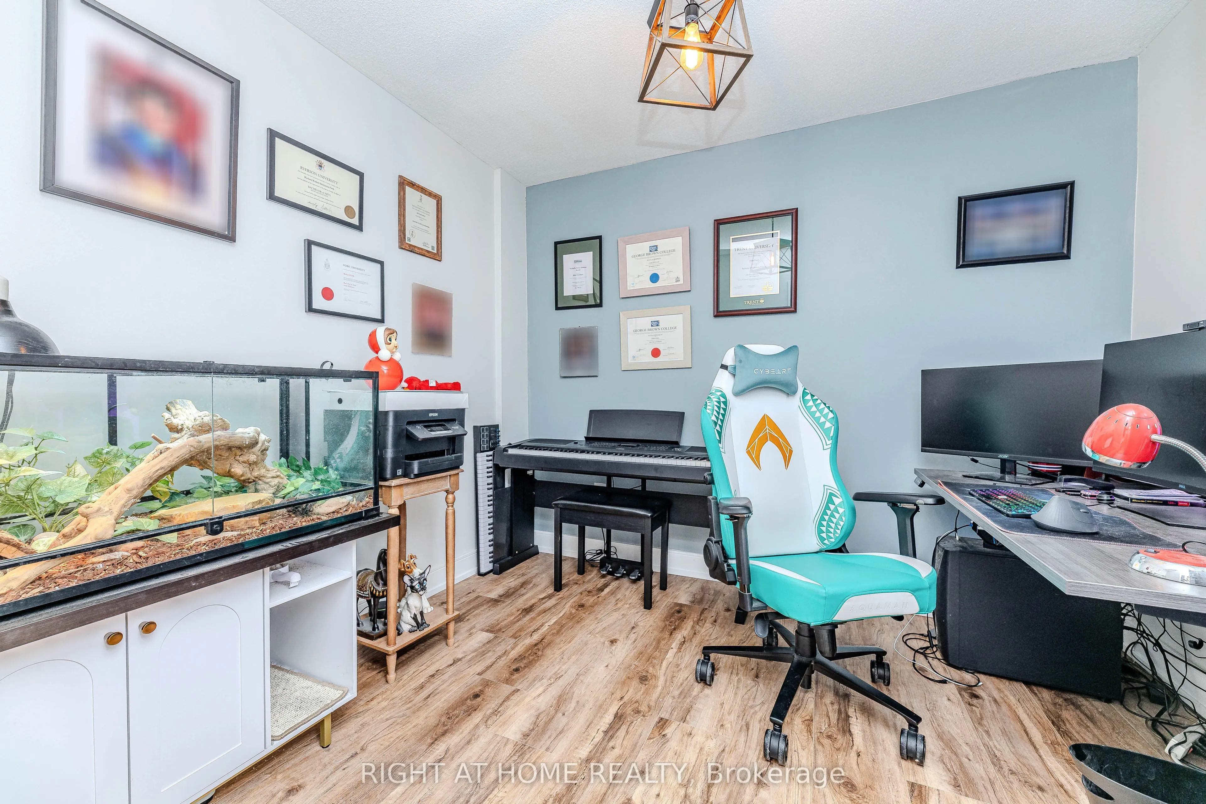 16 Elgin Street, #202