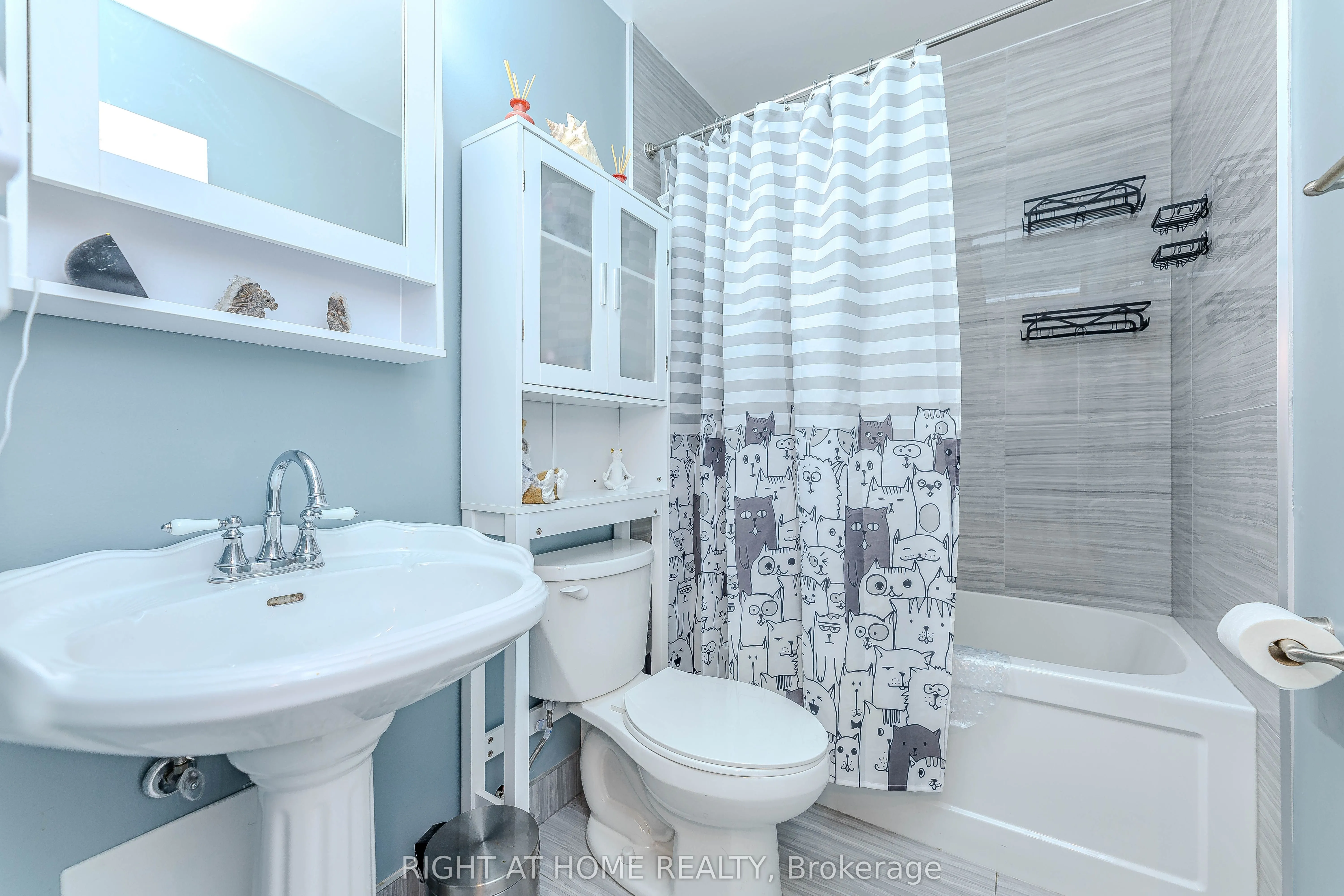 16 Elgin Street, #202