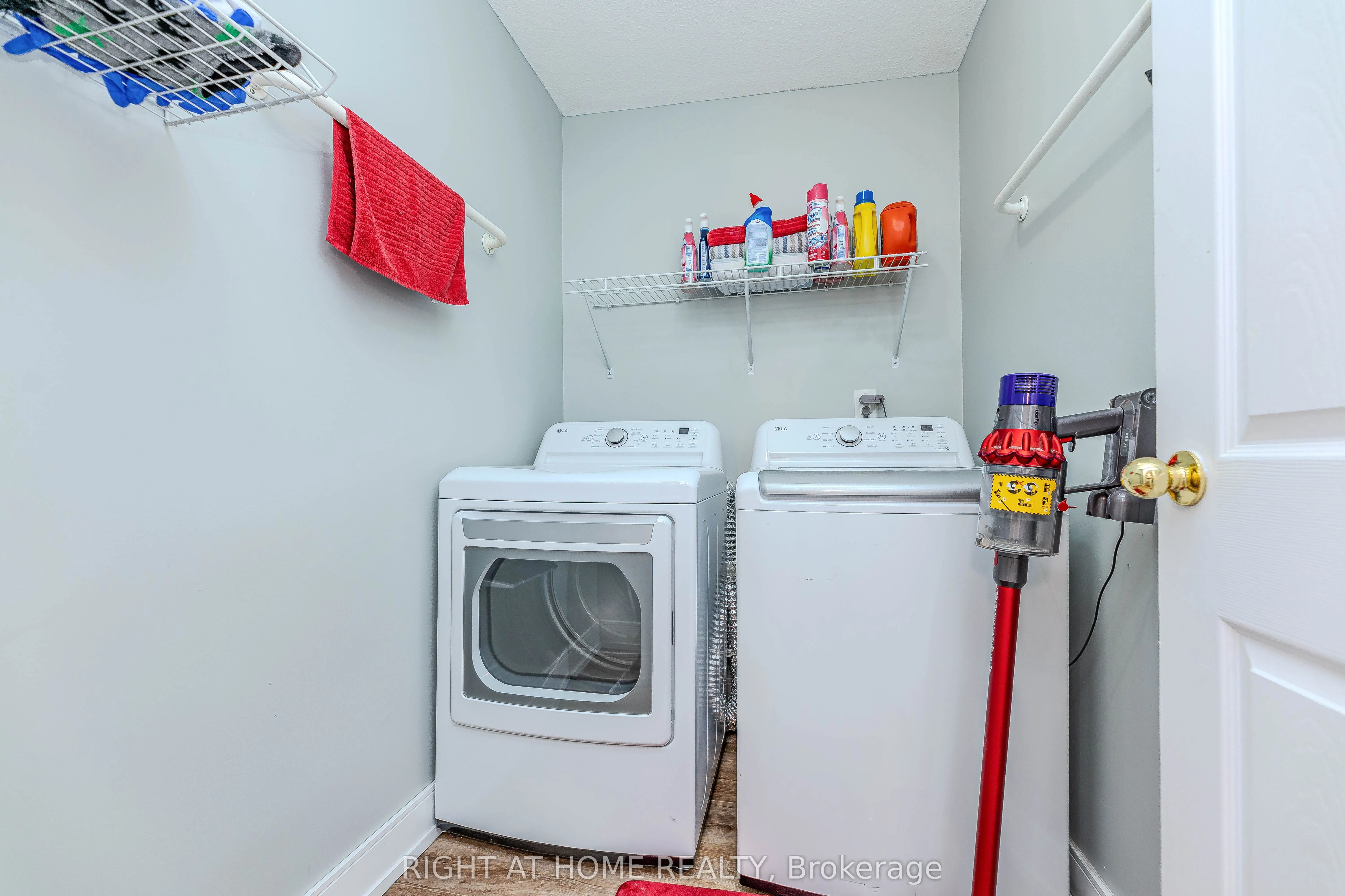 16 Elgin Street, #202