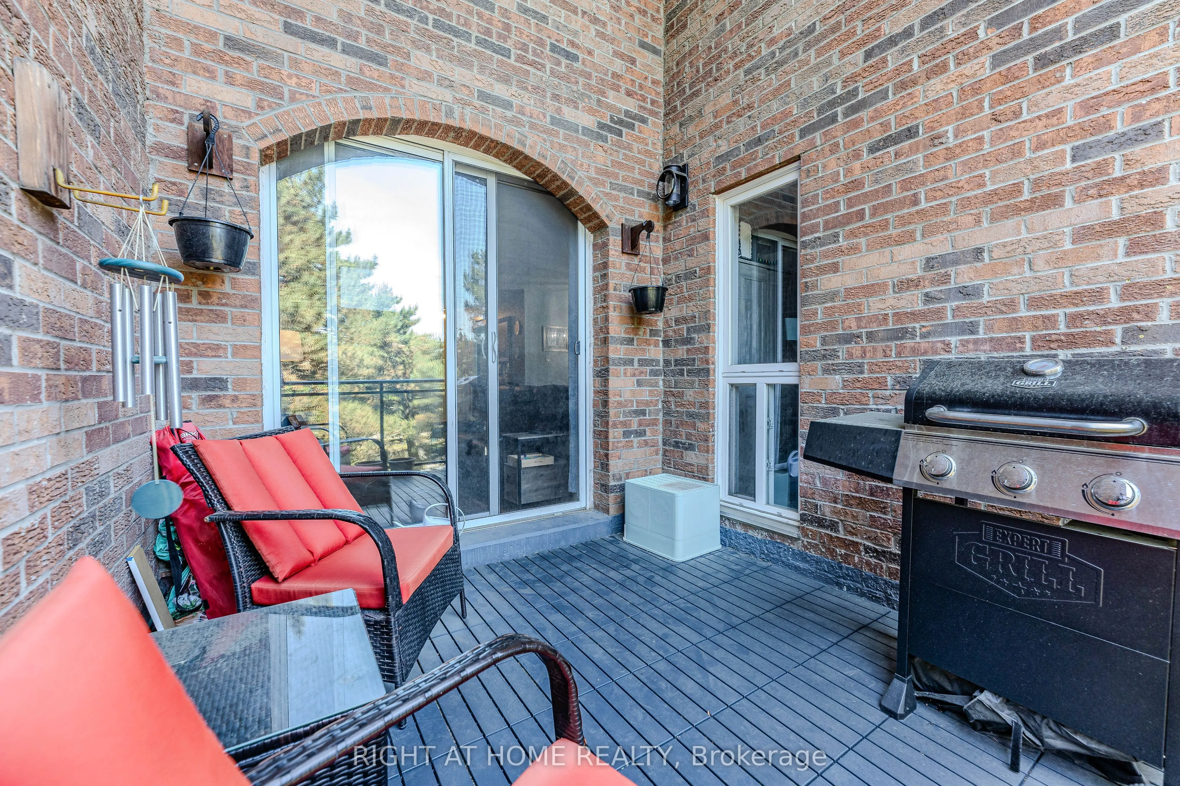 16 Elgin Street, #202