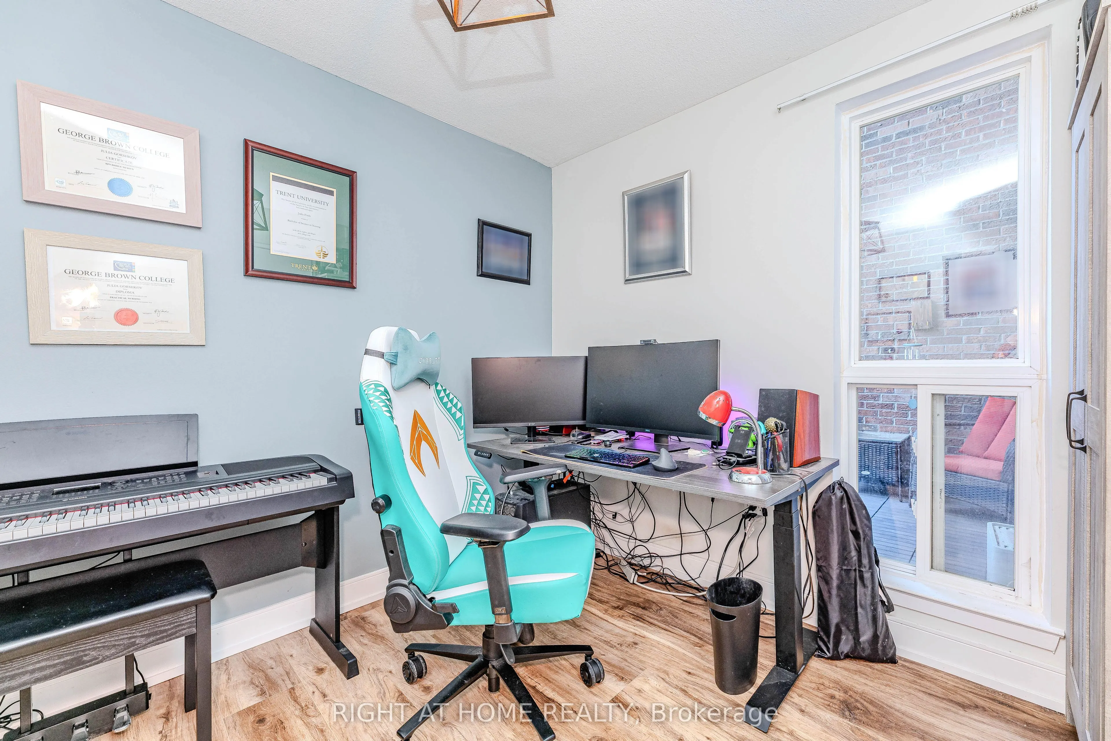 16 Elgin Street, #202