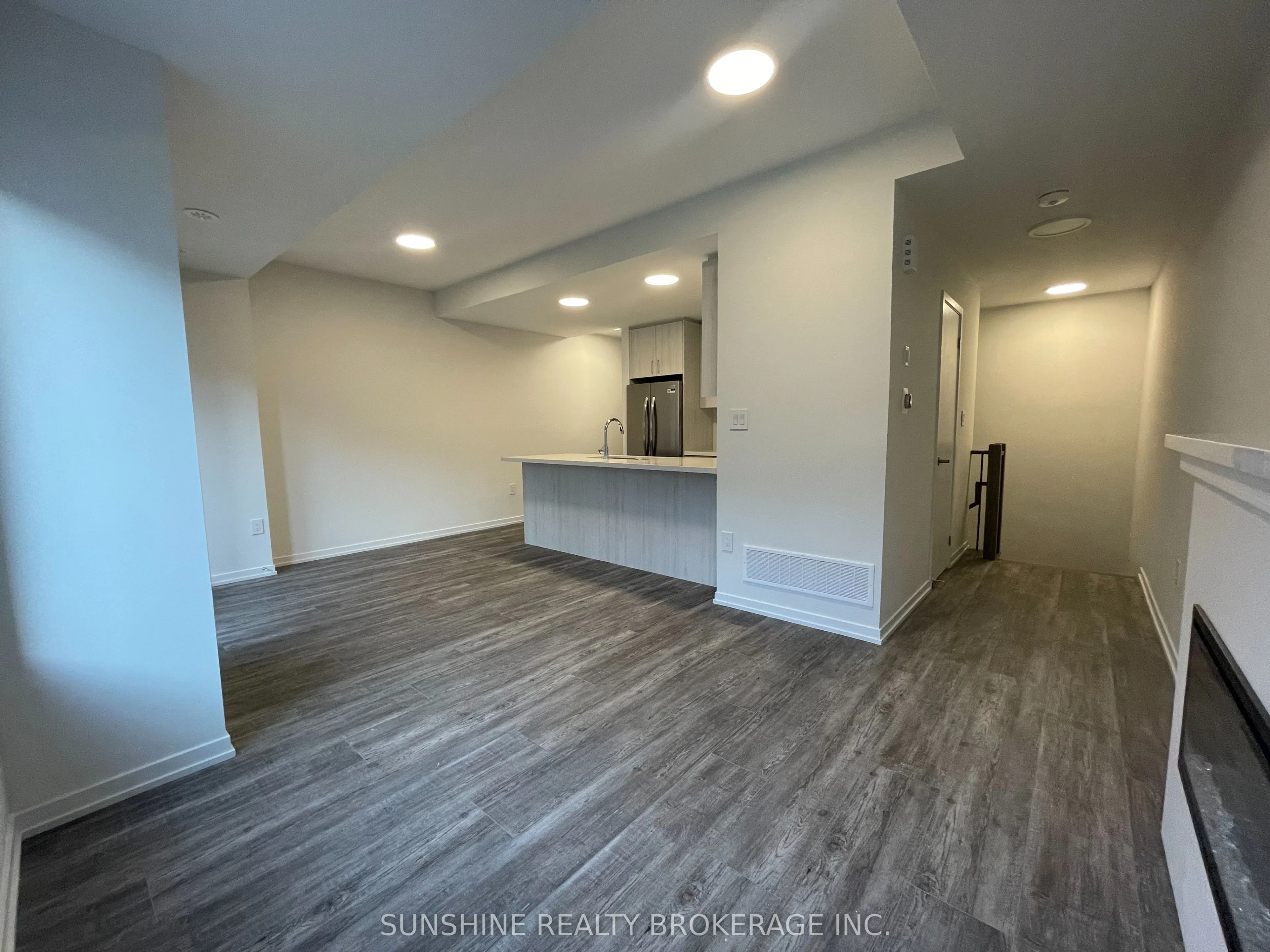 113 Matawin Lane, #0