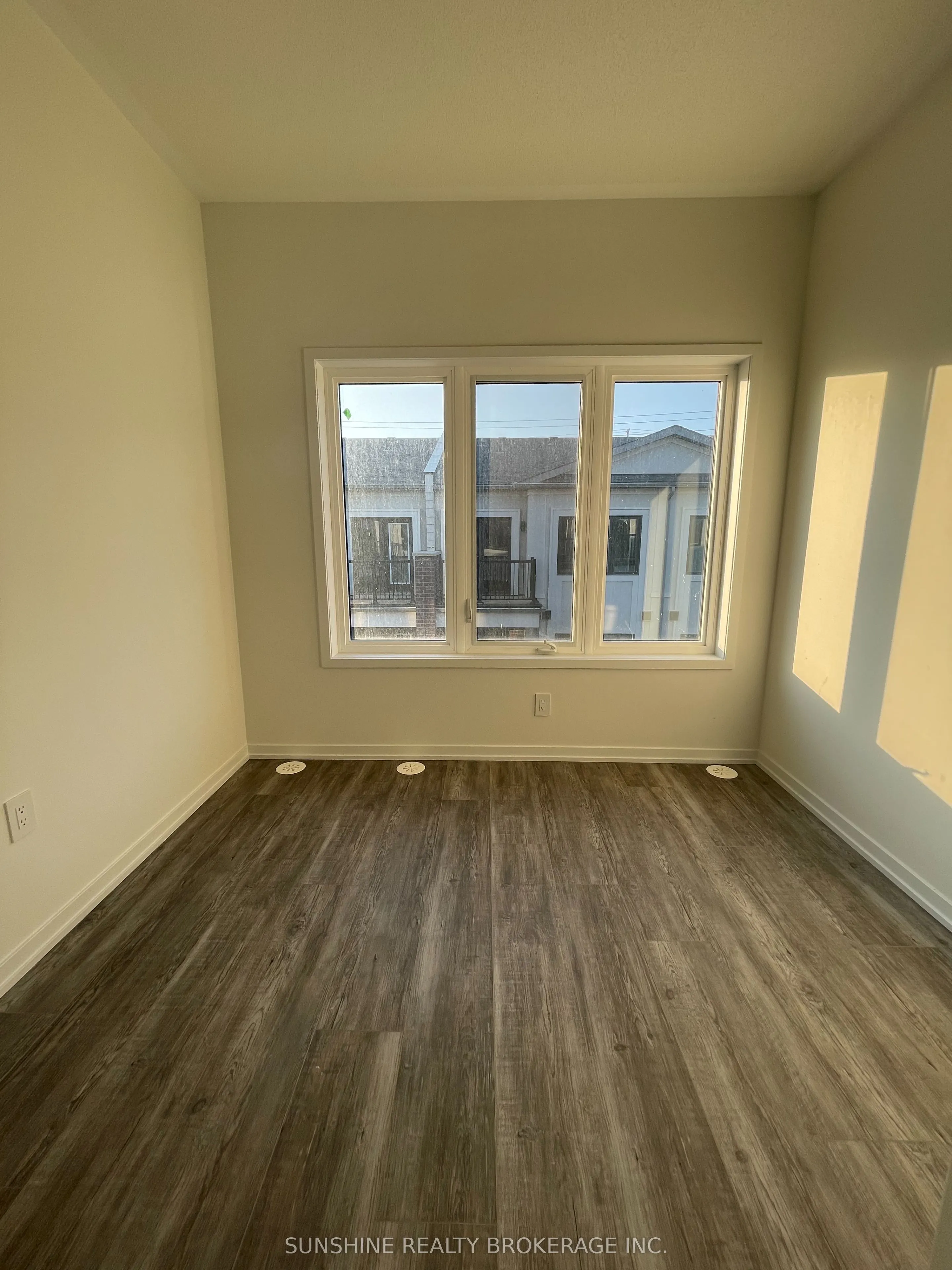 113 Matawin Lane, #0