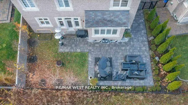 6 Forest Grove Court