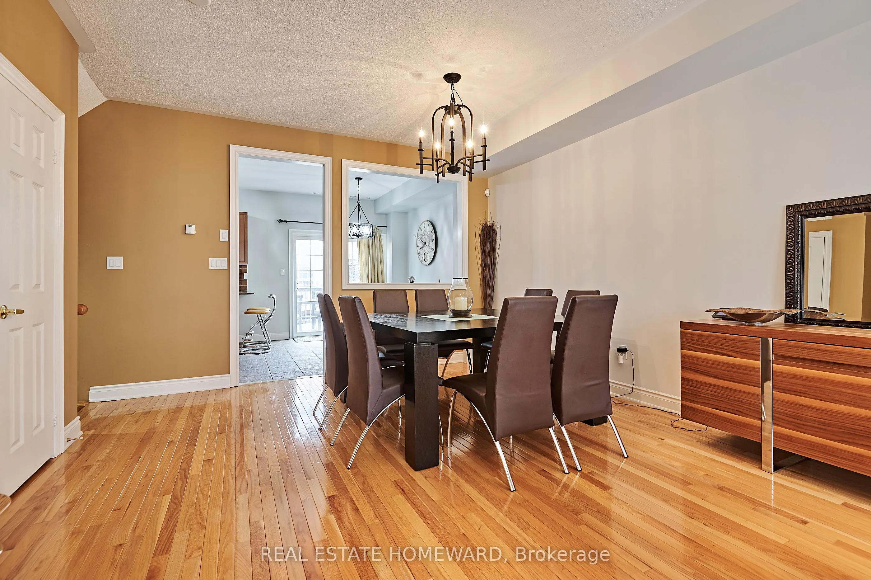 4 Isaac Devins Avenue