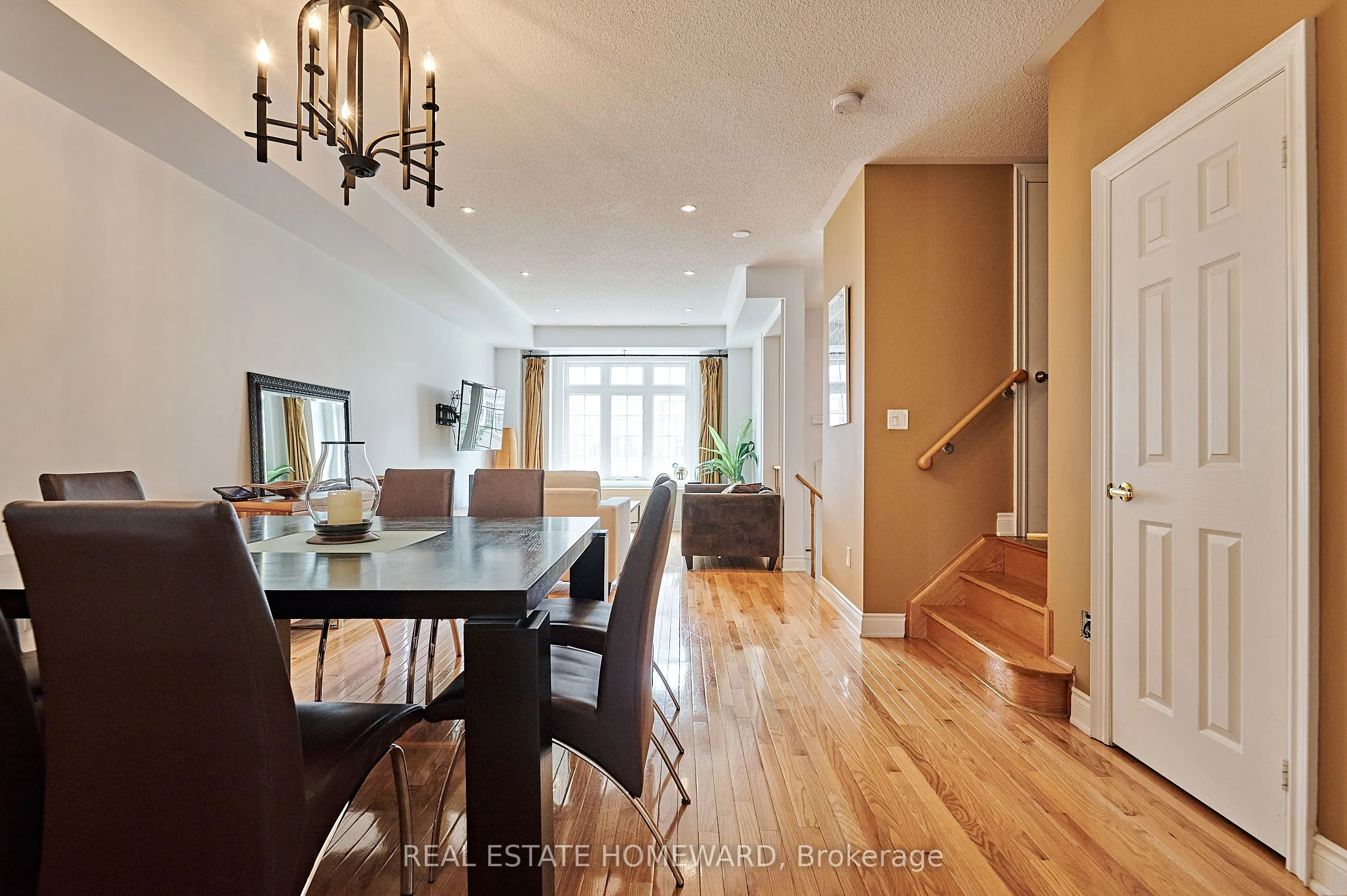 4 Isaac Devins Avenue