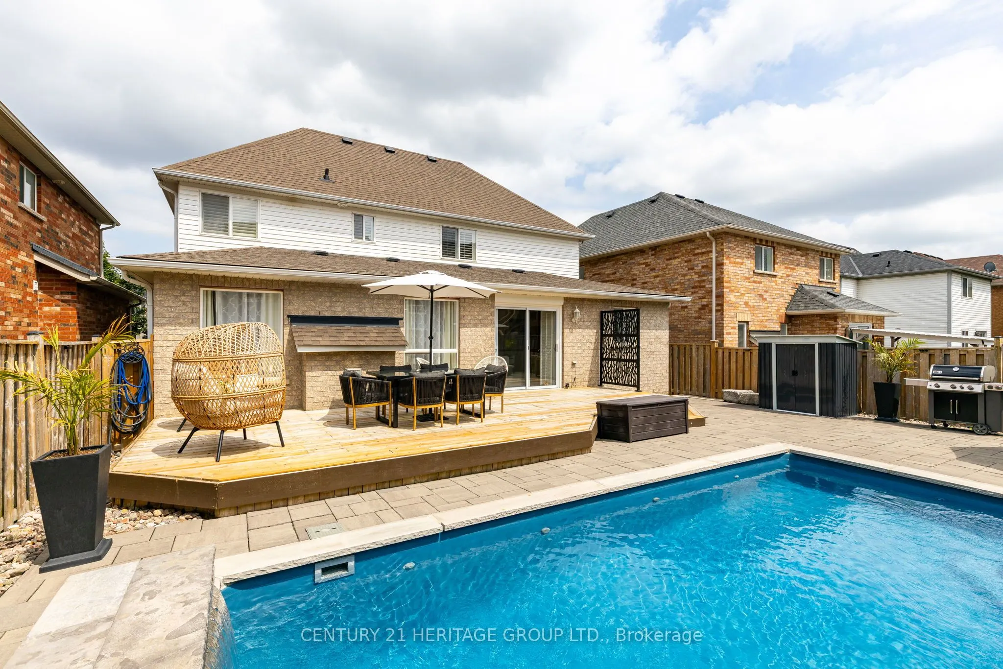 106 Laurendale Avenue