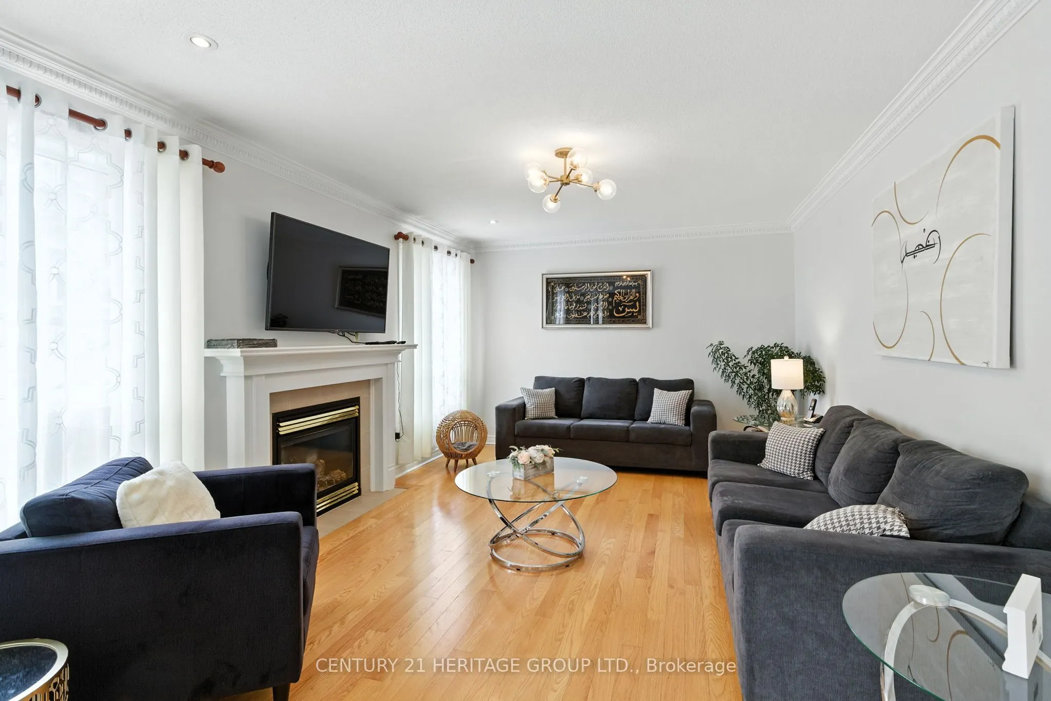 106 Laurendale Avenue