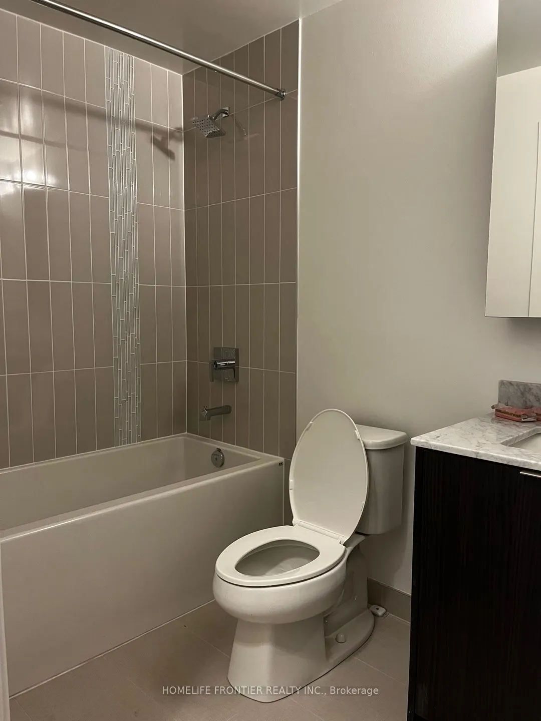 100 Eagle Rock Way, #809