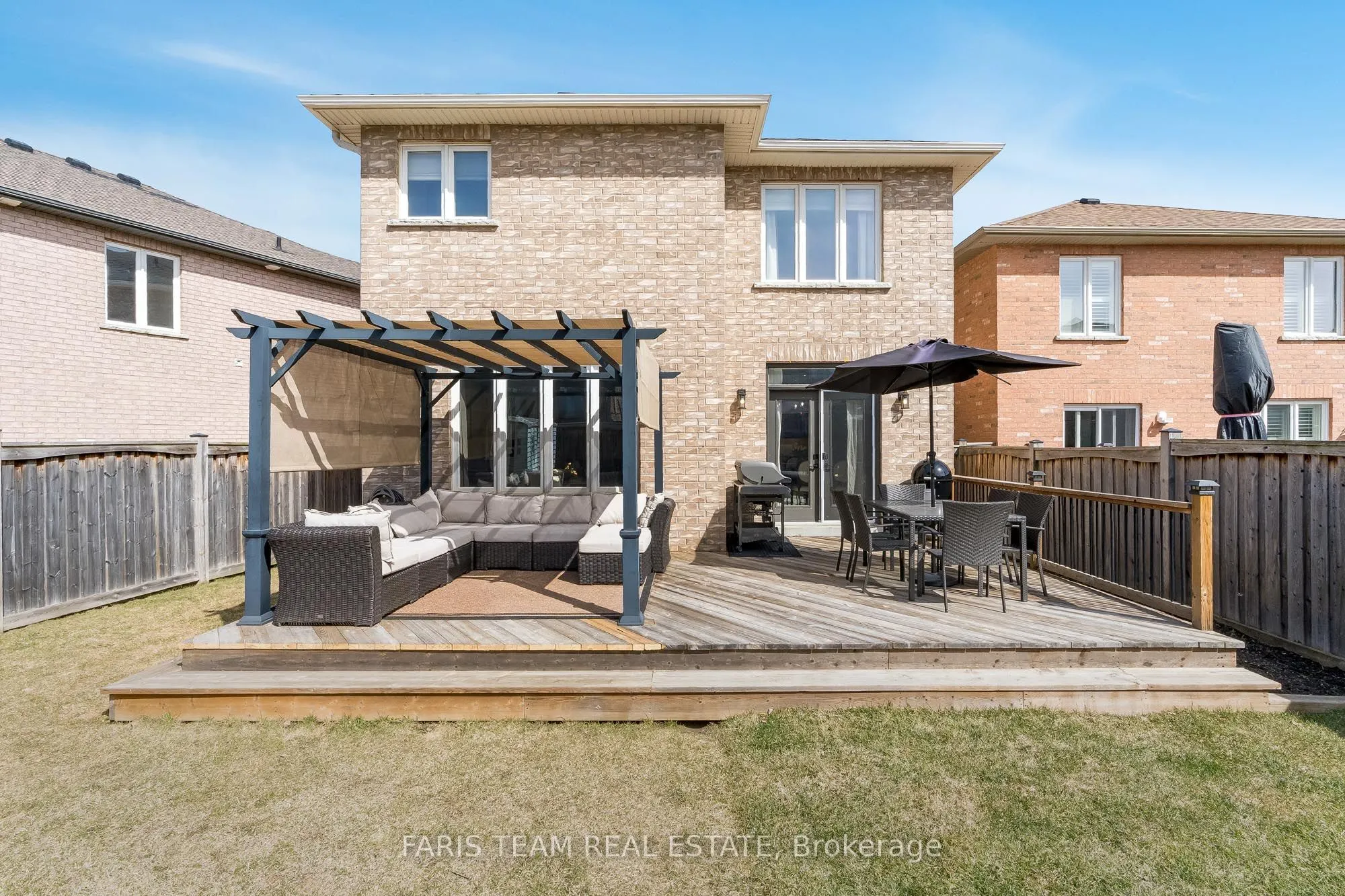 82 Weir Street