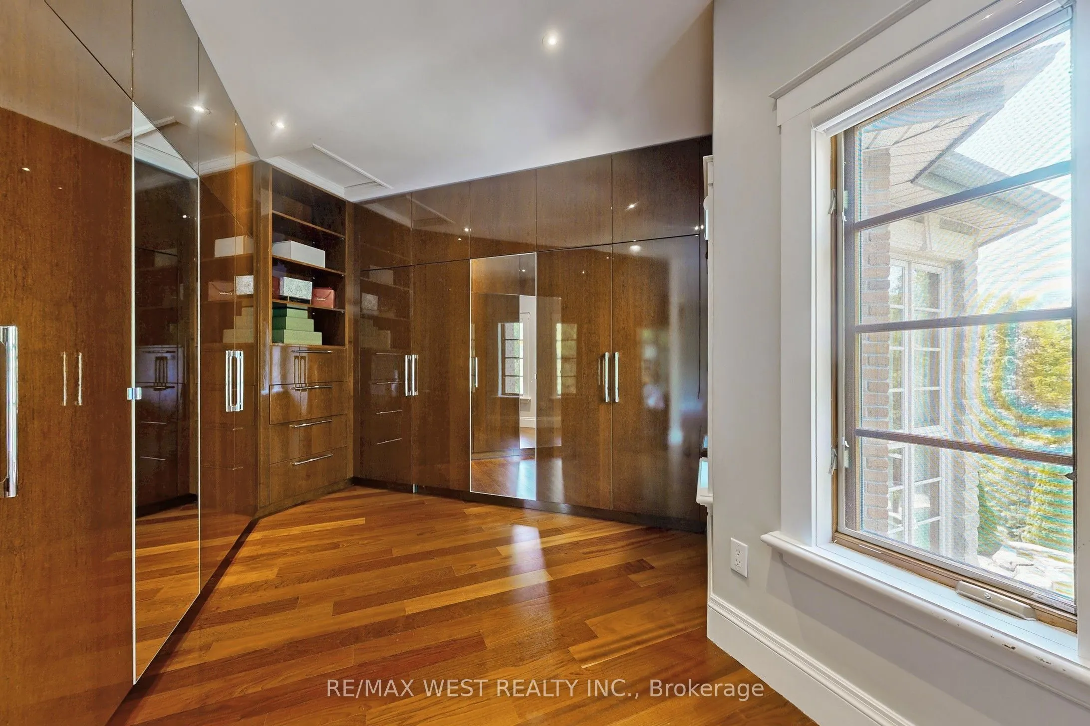32 Daleview Court