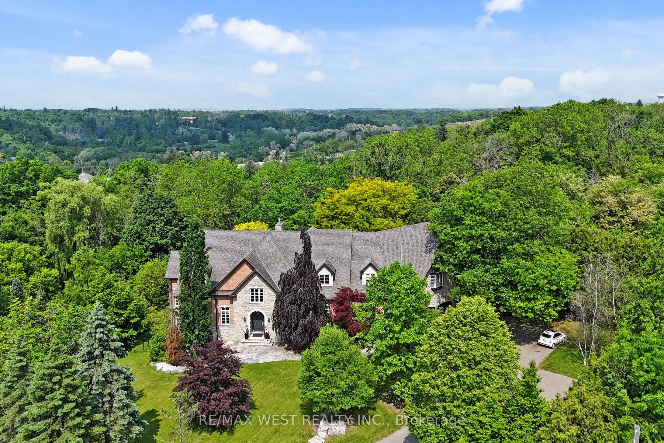 32 Daleview Court