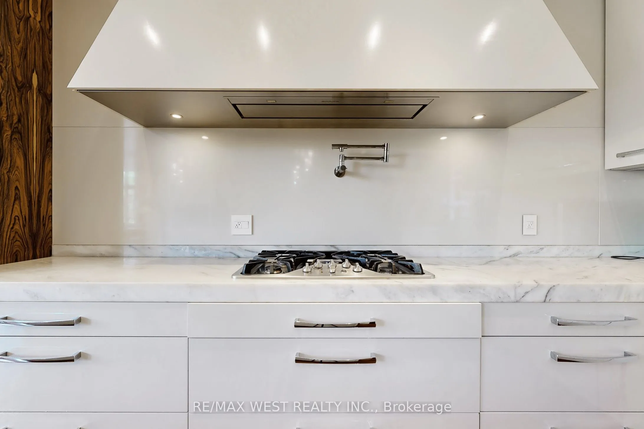 32 Daleview Court