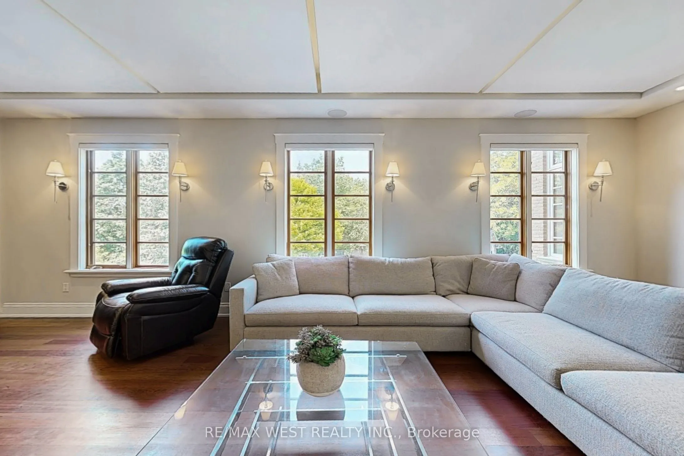 32 Daleview Court