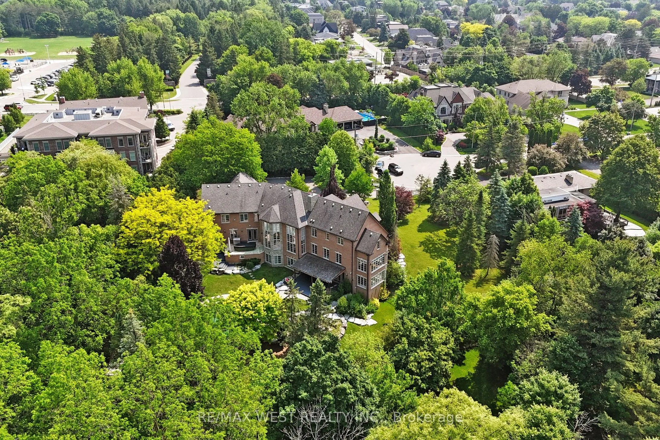 32 Daleview Court