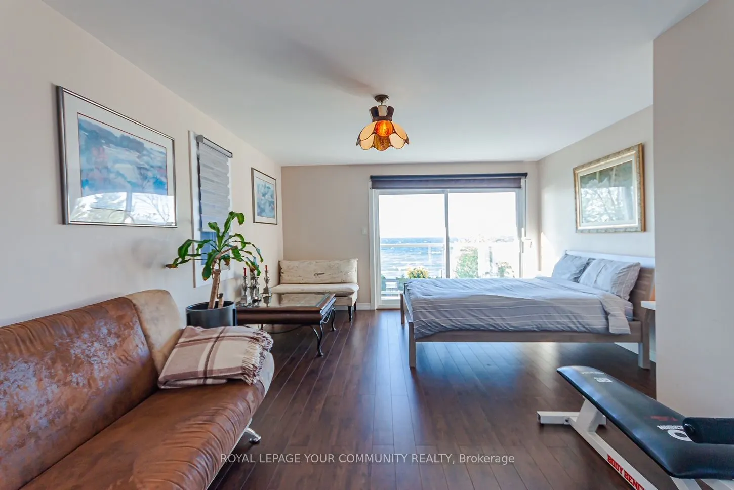 813 Lake Drive E