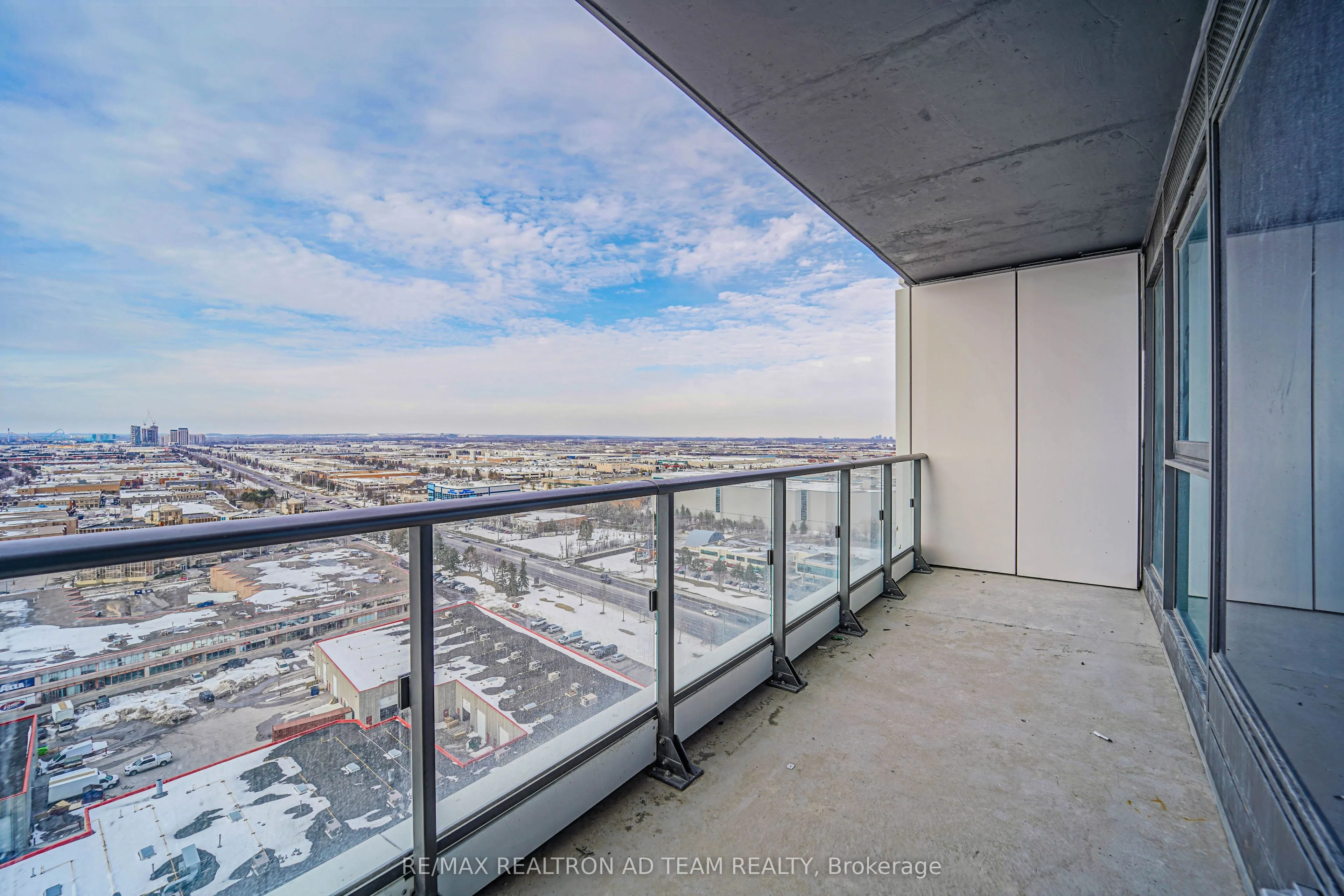 1000 Portage Parkway, #1901