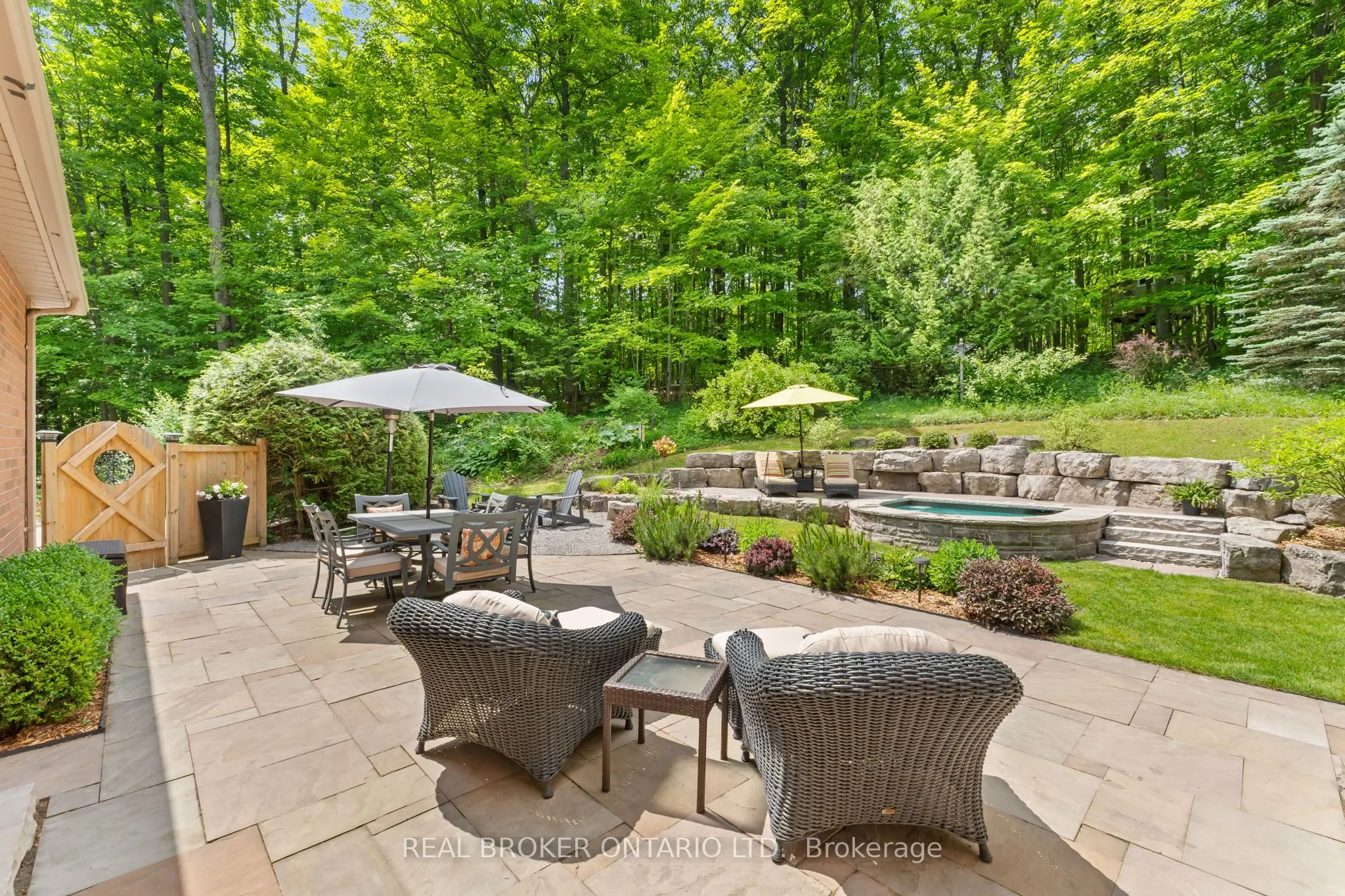 8 Oakview Place