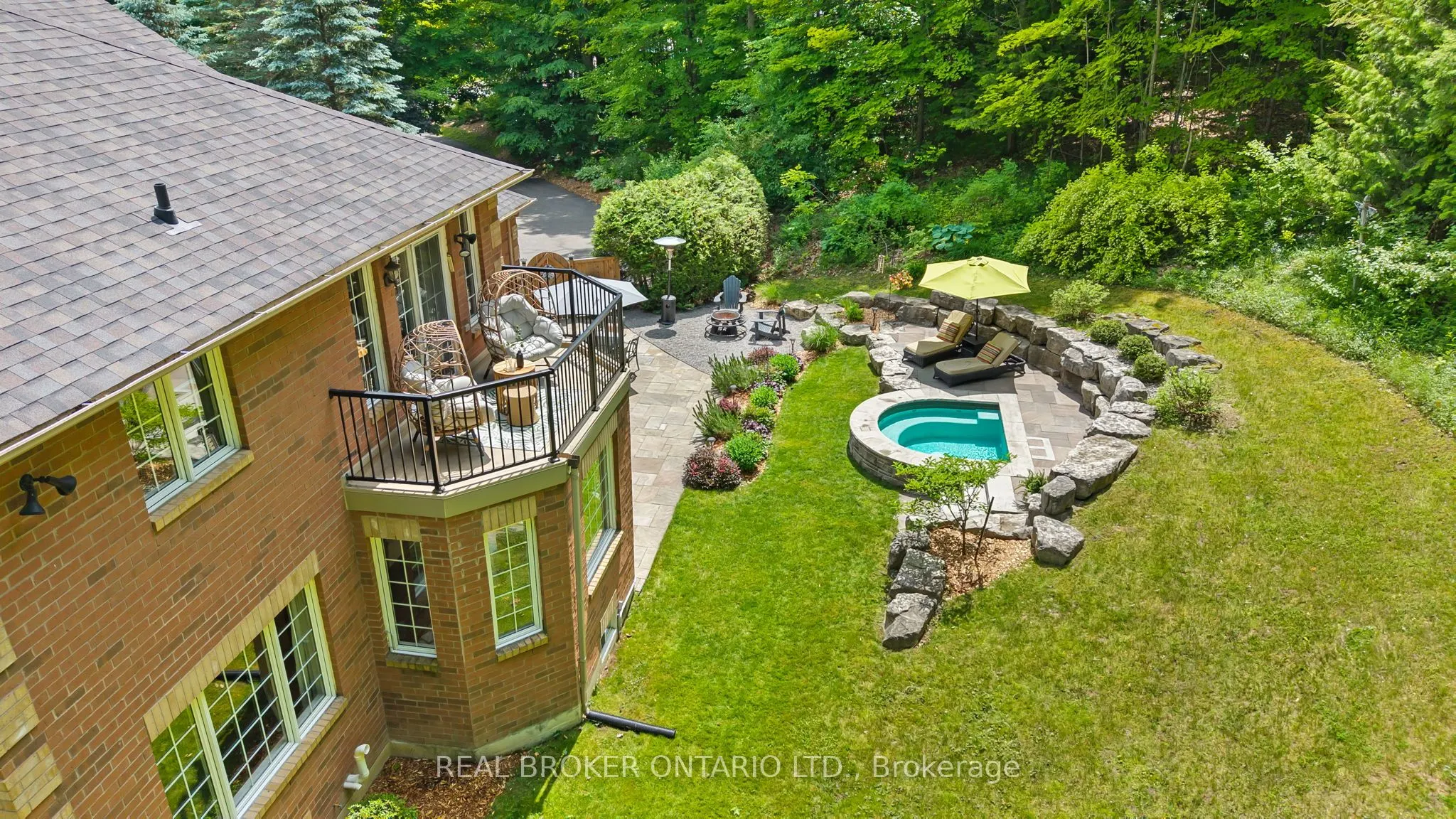 8 Oakview Place