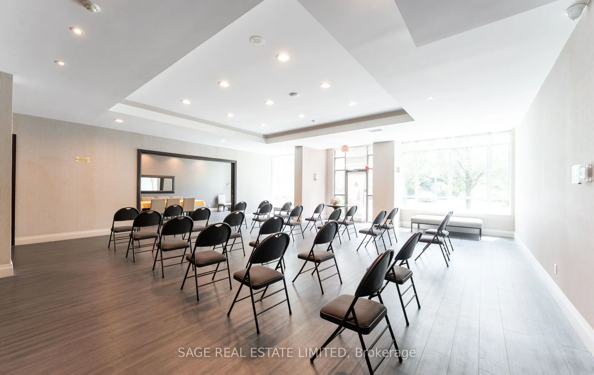 88 Promenade Circle, #309