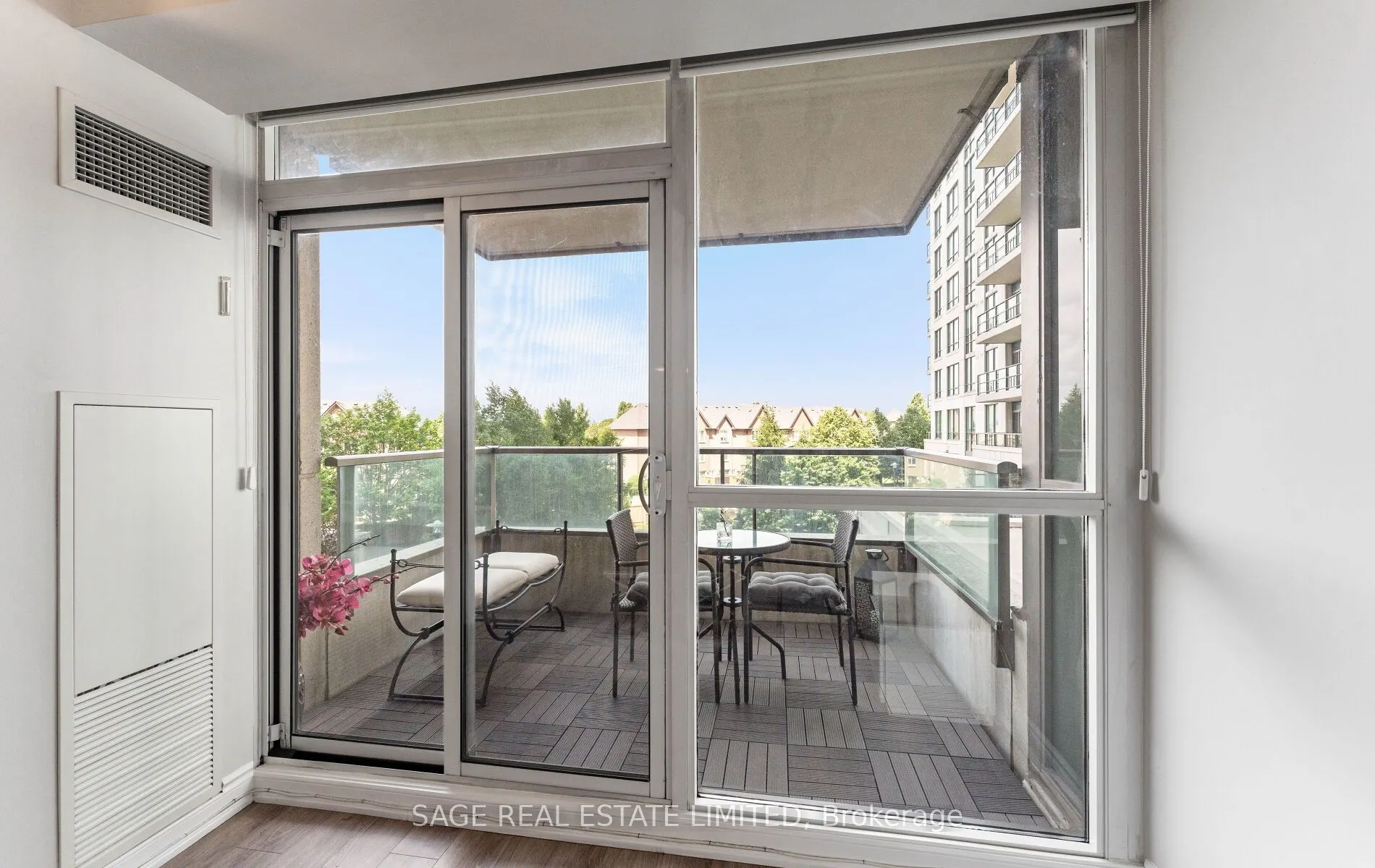 88 Promenade Circle, #309
