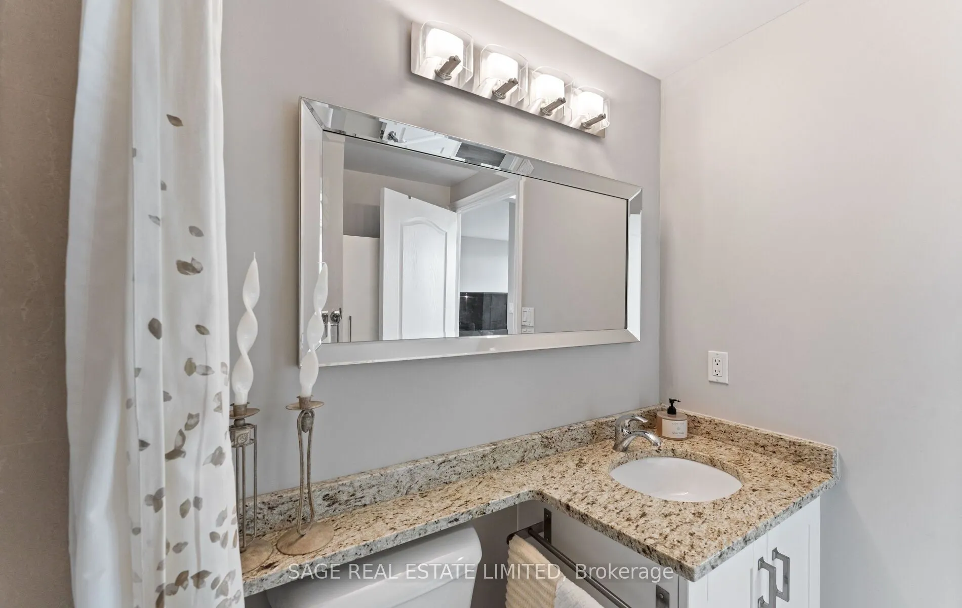 88 Promenade Circle, #309