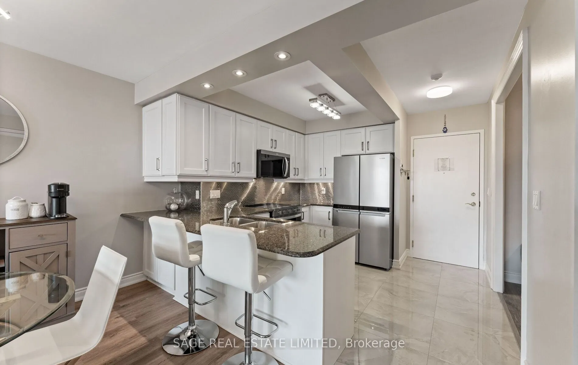 88 Promenade Circle, #309