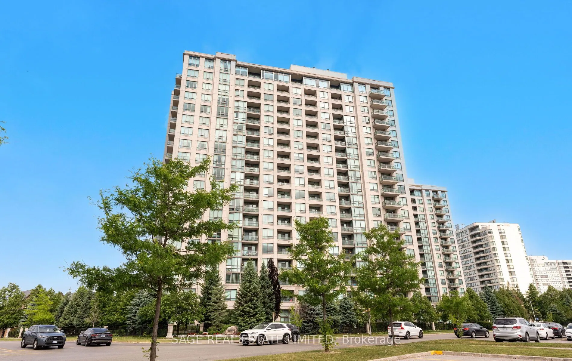 88 Promenade Circle, #309