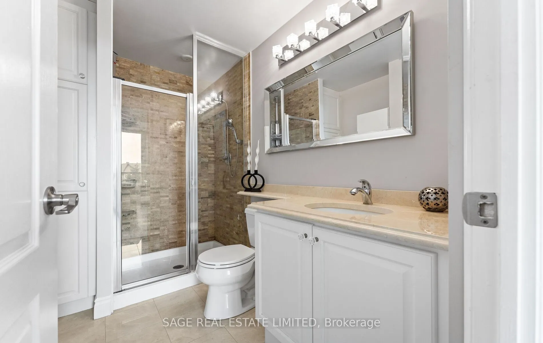 88 Promenade Circle, #309