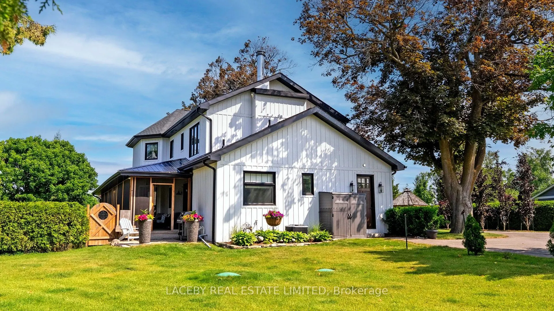 343 Hedge Road