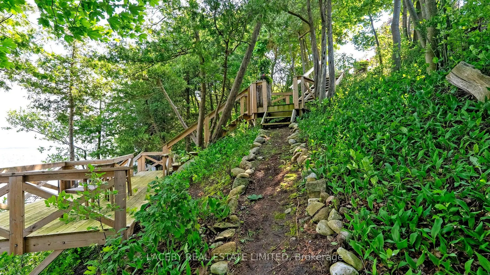 343 Hedge Road
