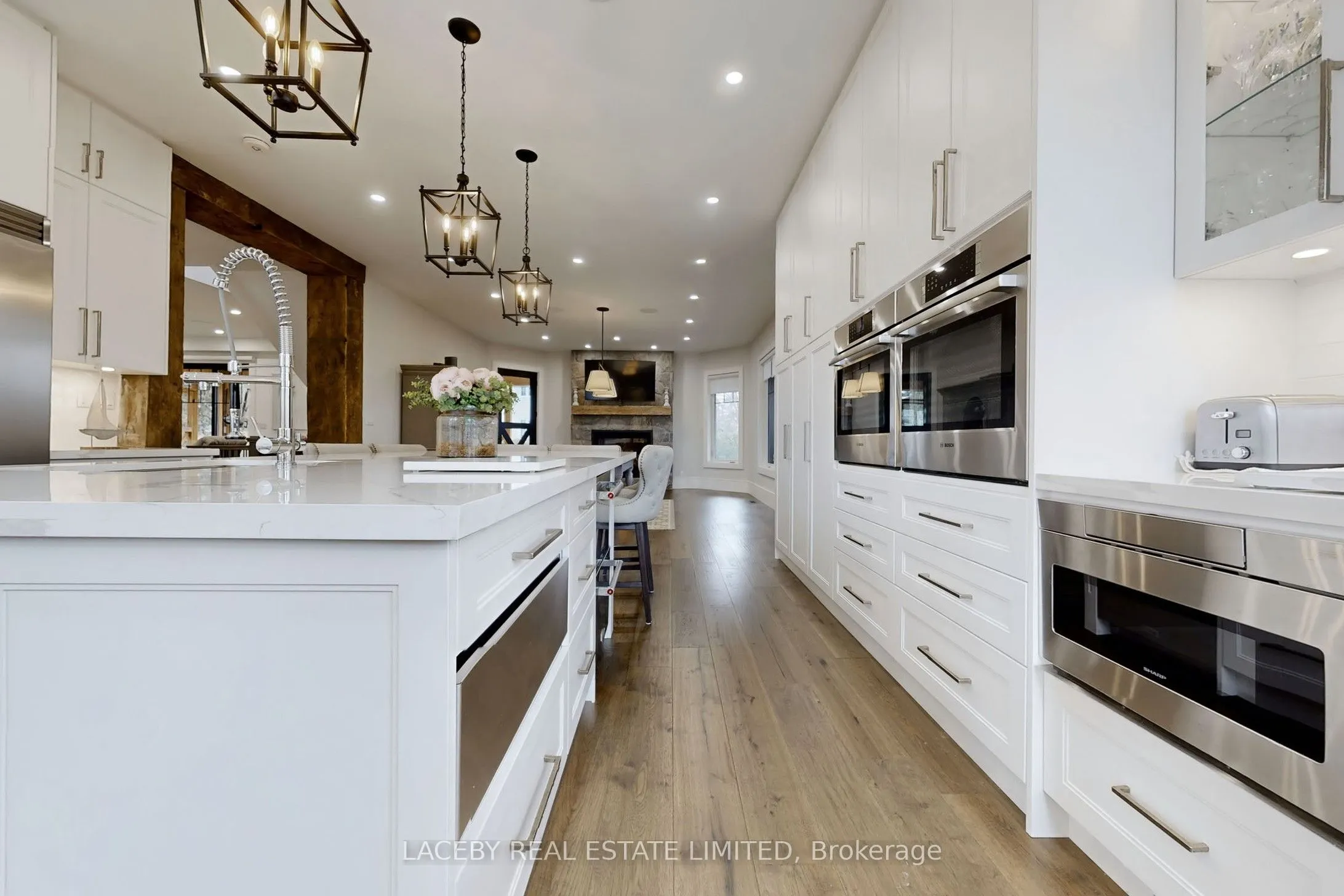 343 Hedge Road