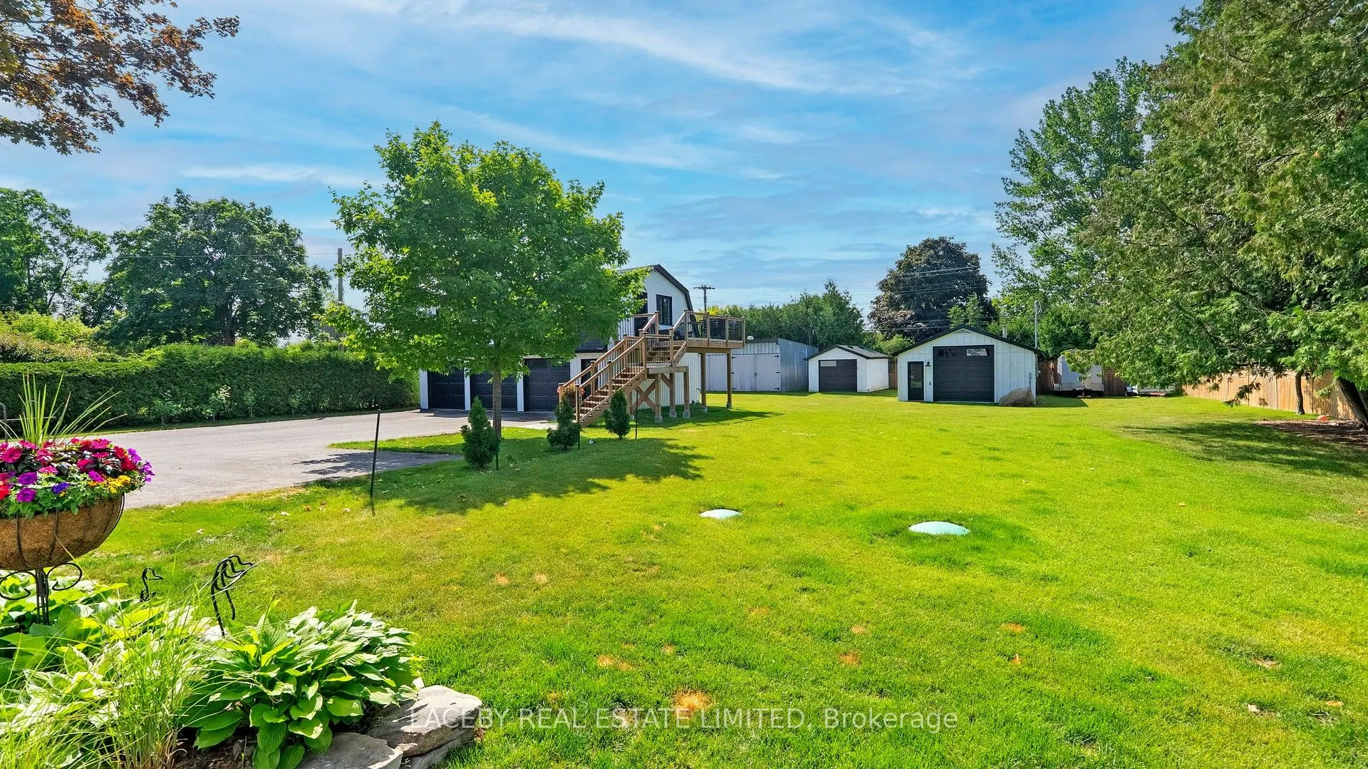 343 Hedge Road