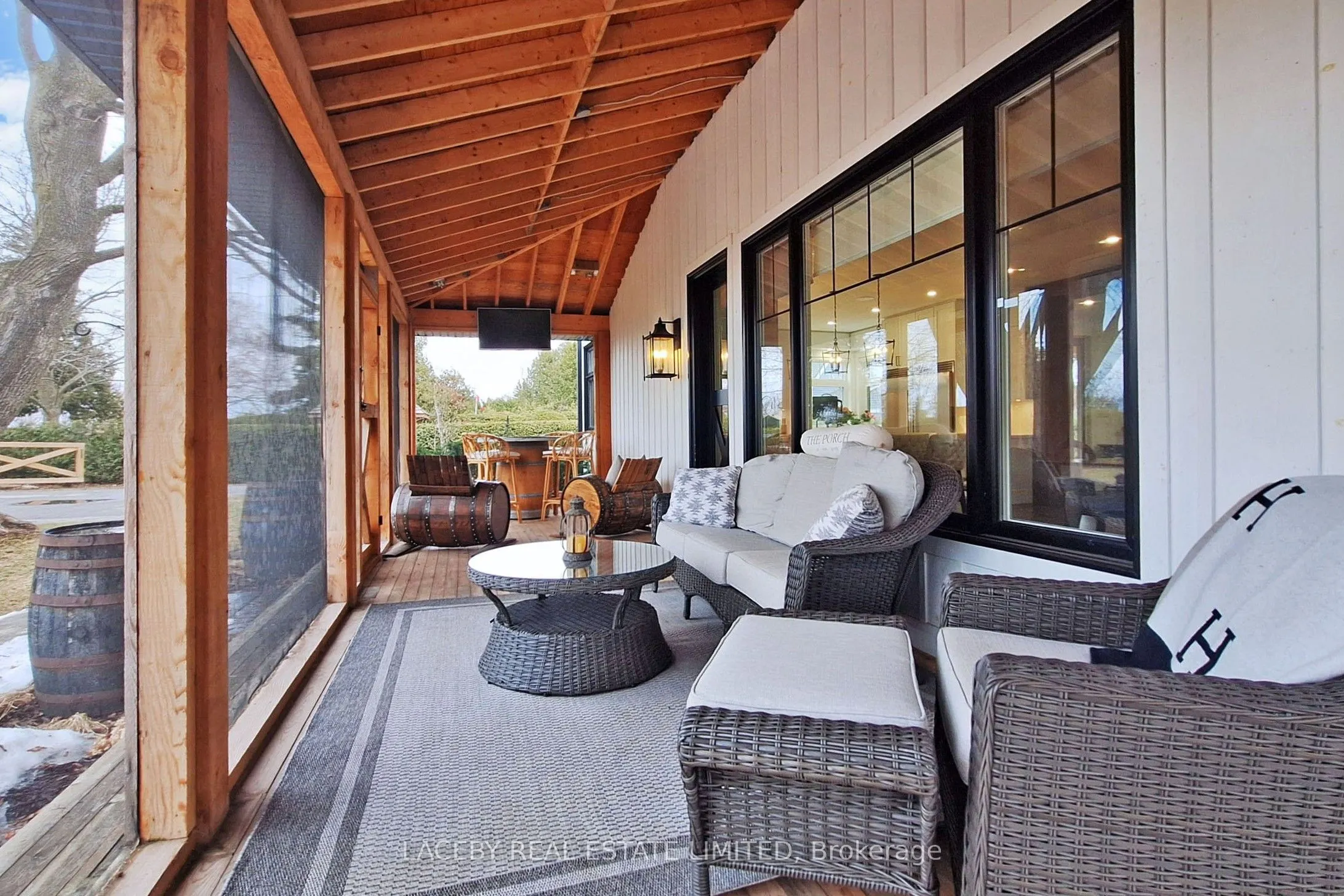 343 Hedge Road