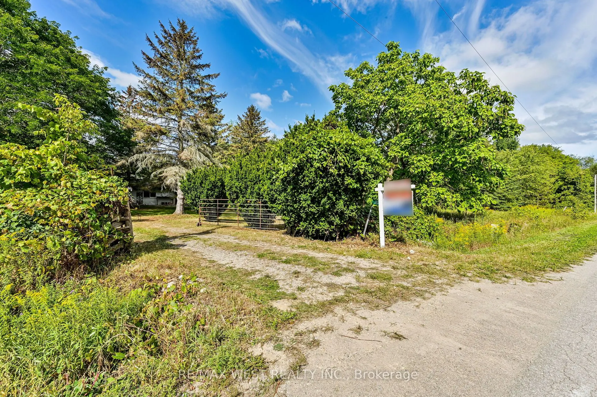 3578 Concession Rd 4