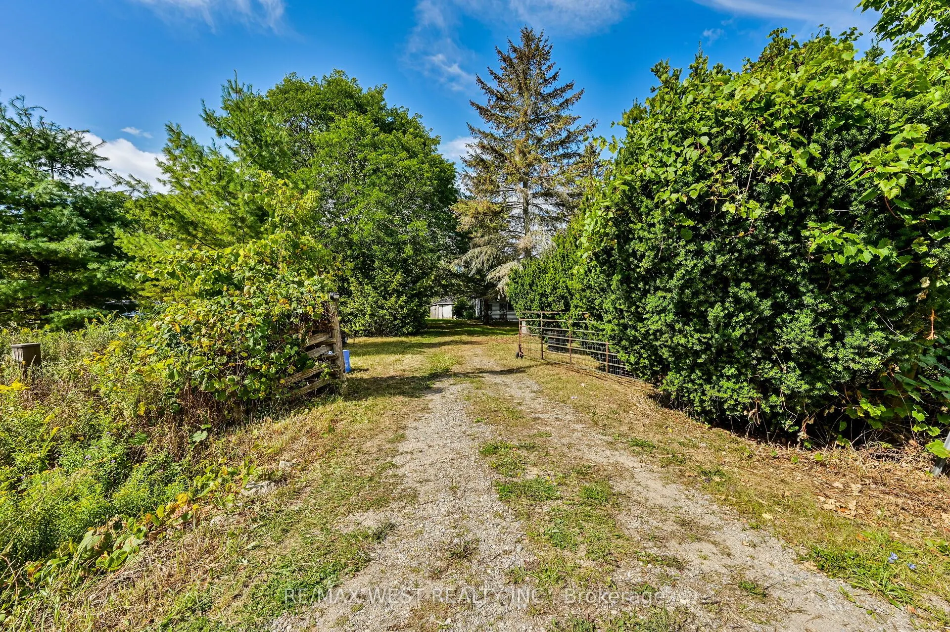 3578 Concession Rd 4