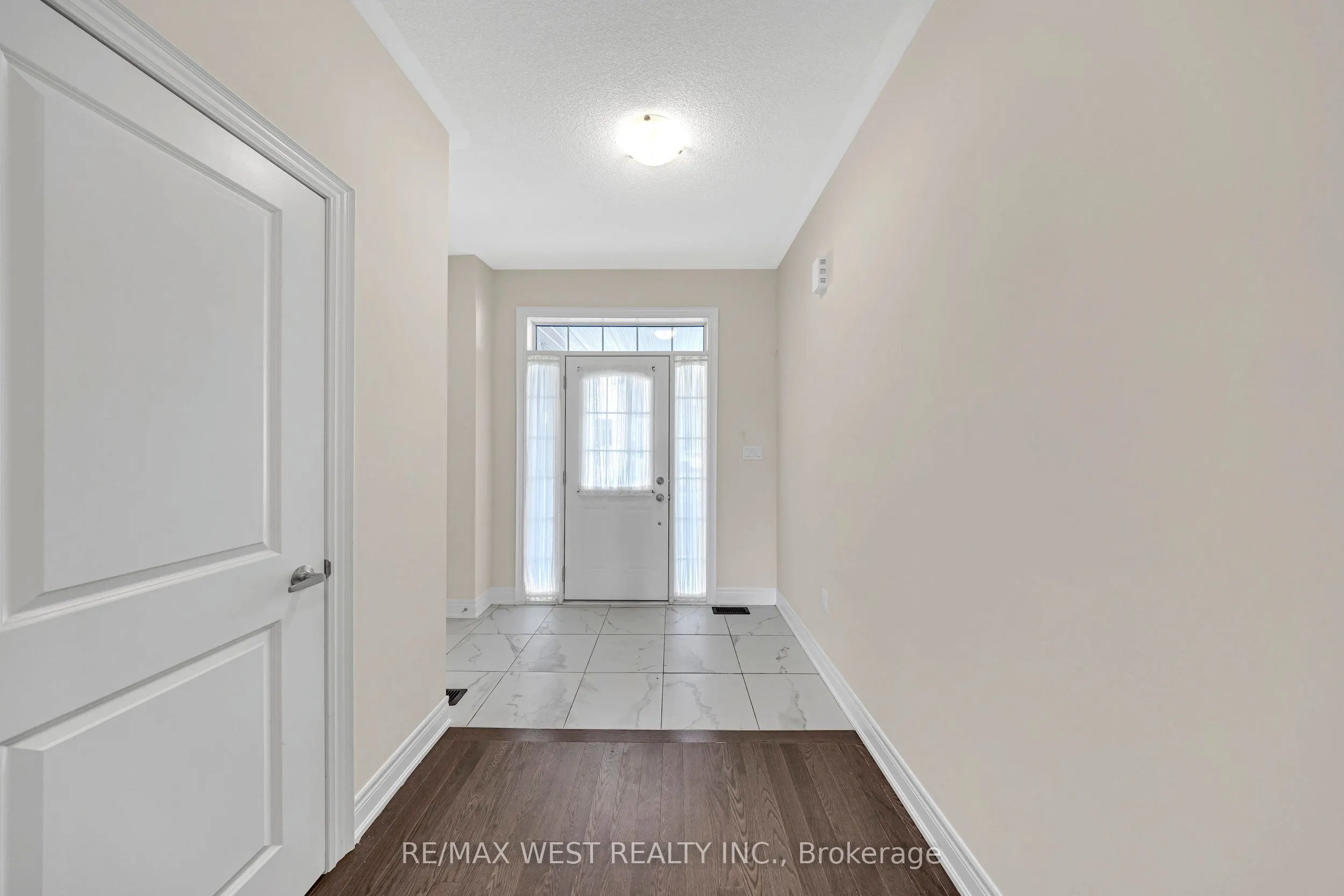 8 Andress Way