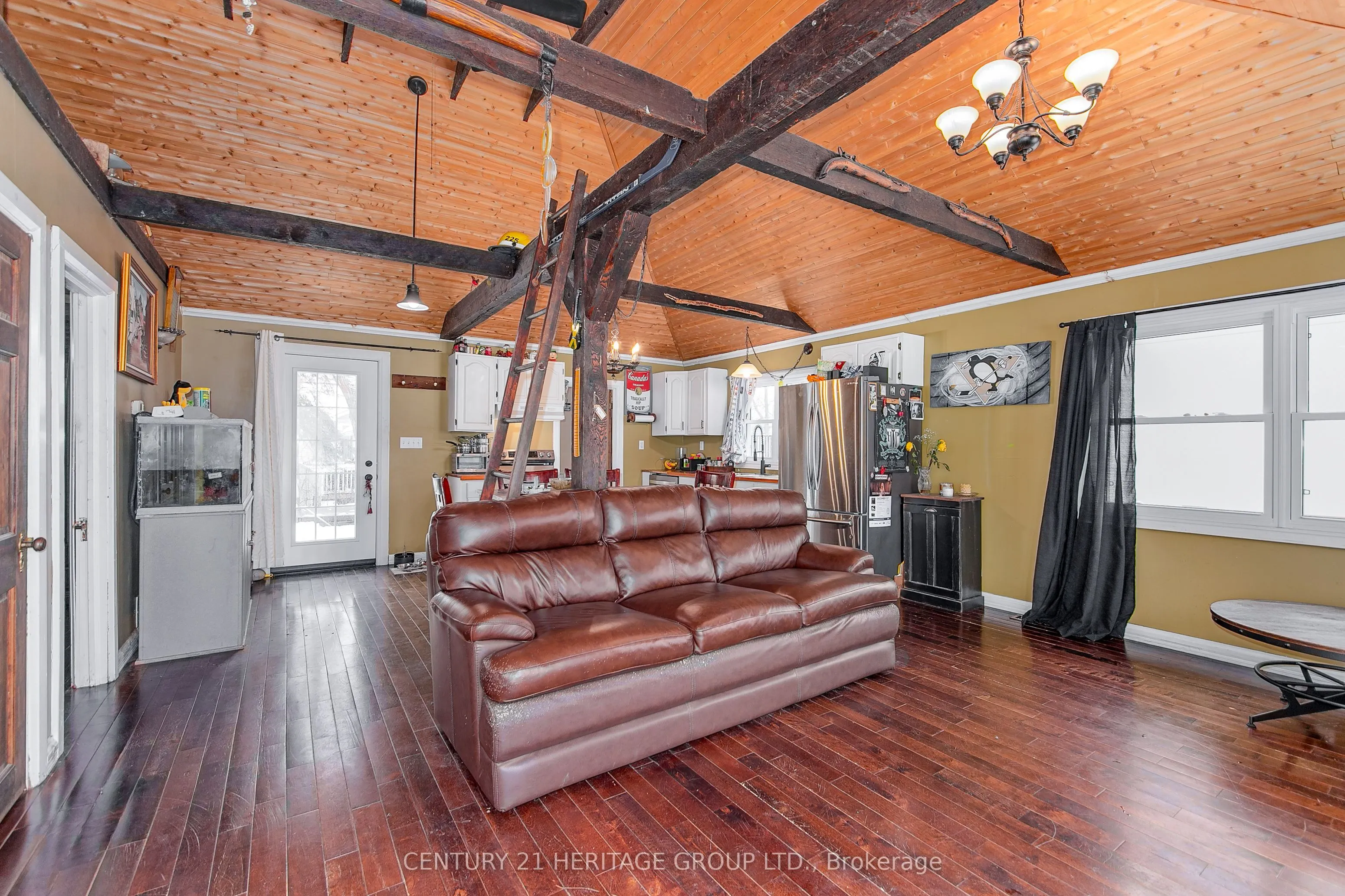 1417 Maple Way