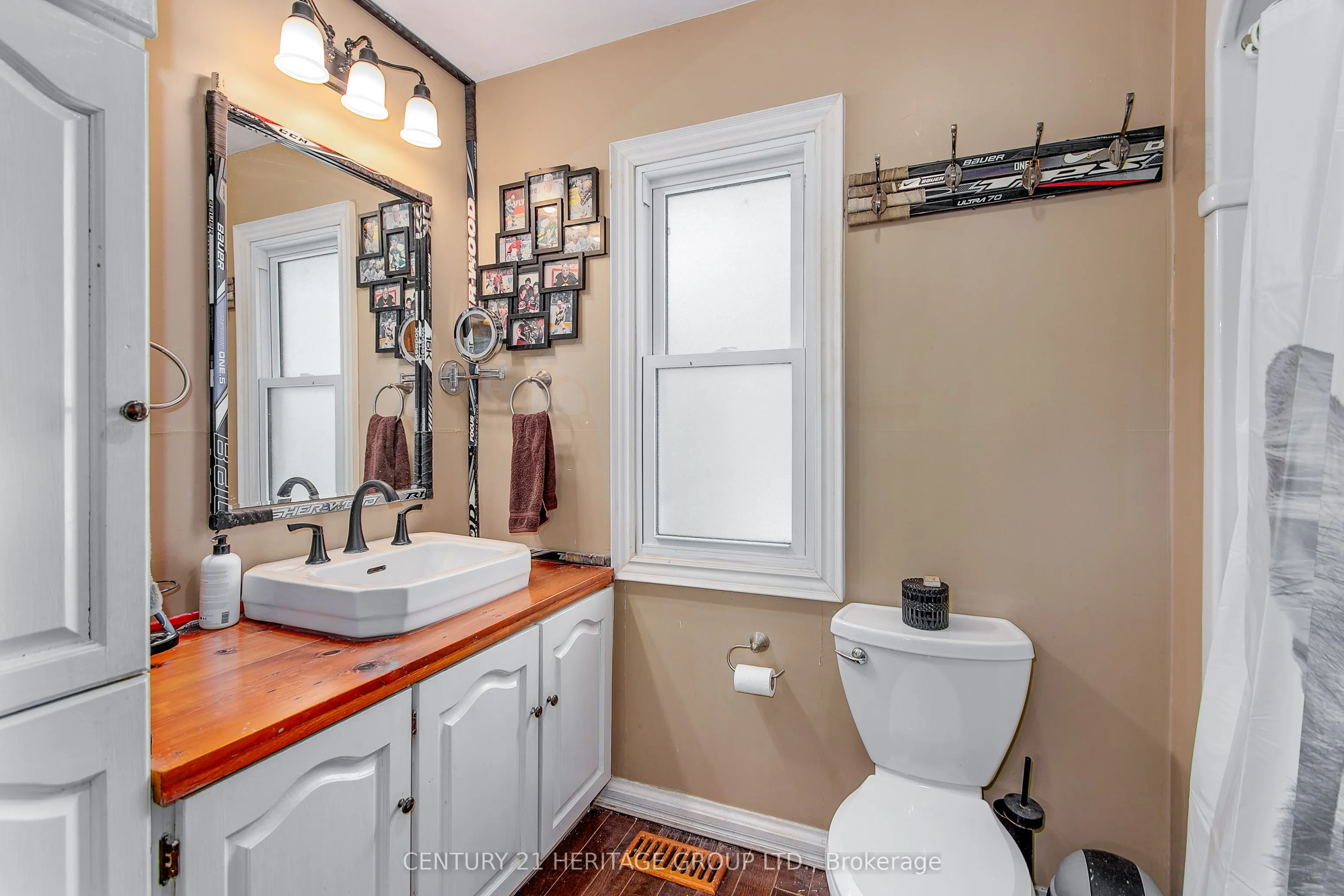 1417 Maple Way